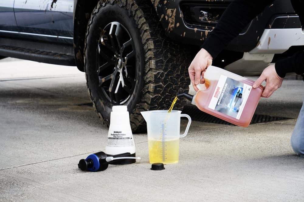 Thumbnail 3 de SONAX PROFILINE MultiClean Alkaline (5 Liter) – kraftvoller Vorreiniger gegen Insekten und Bremsstaub
