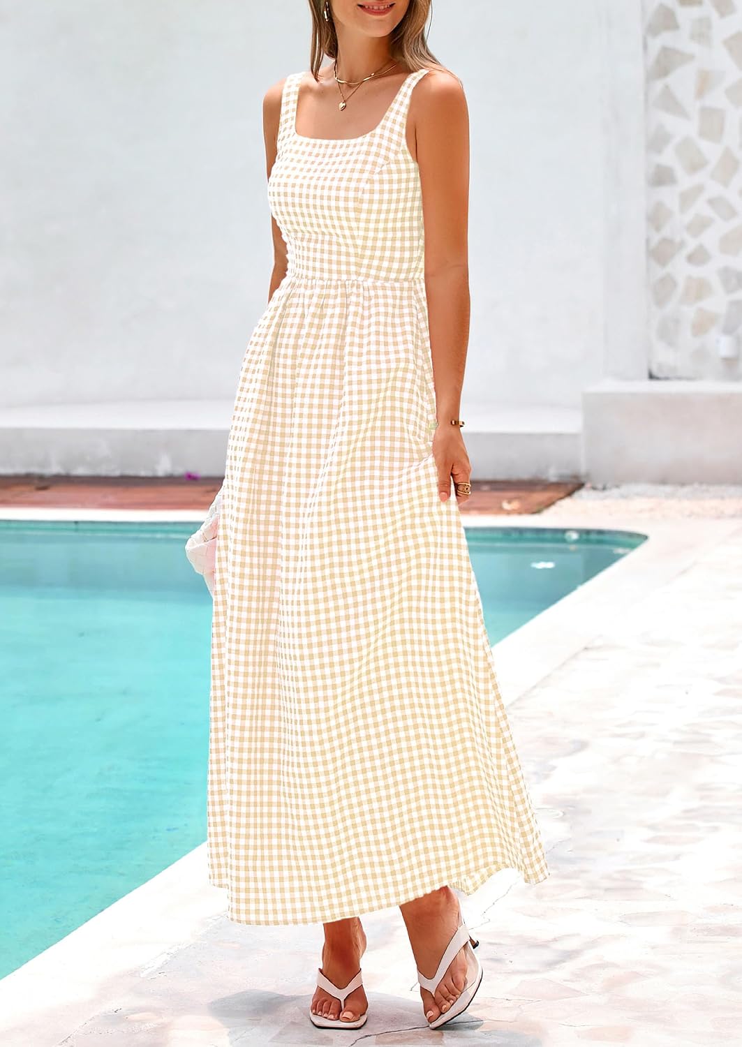 Detalle 2 de PRETTYGARDEN Women's 2026 Summer Spaghetti Strap Maxi Dress in Plaid