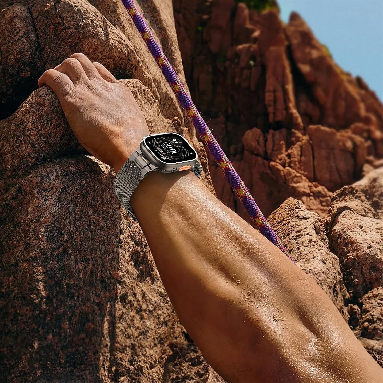 Detalle 2 de SOLOLUP Milanese Loop Magnetic Strap for Apple Watch Ultra