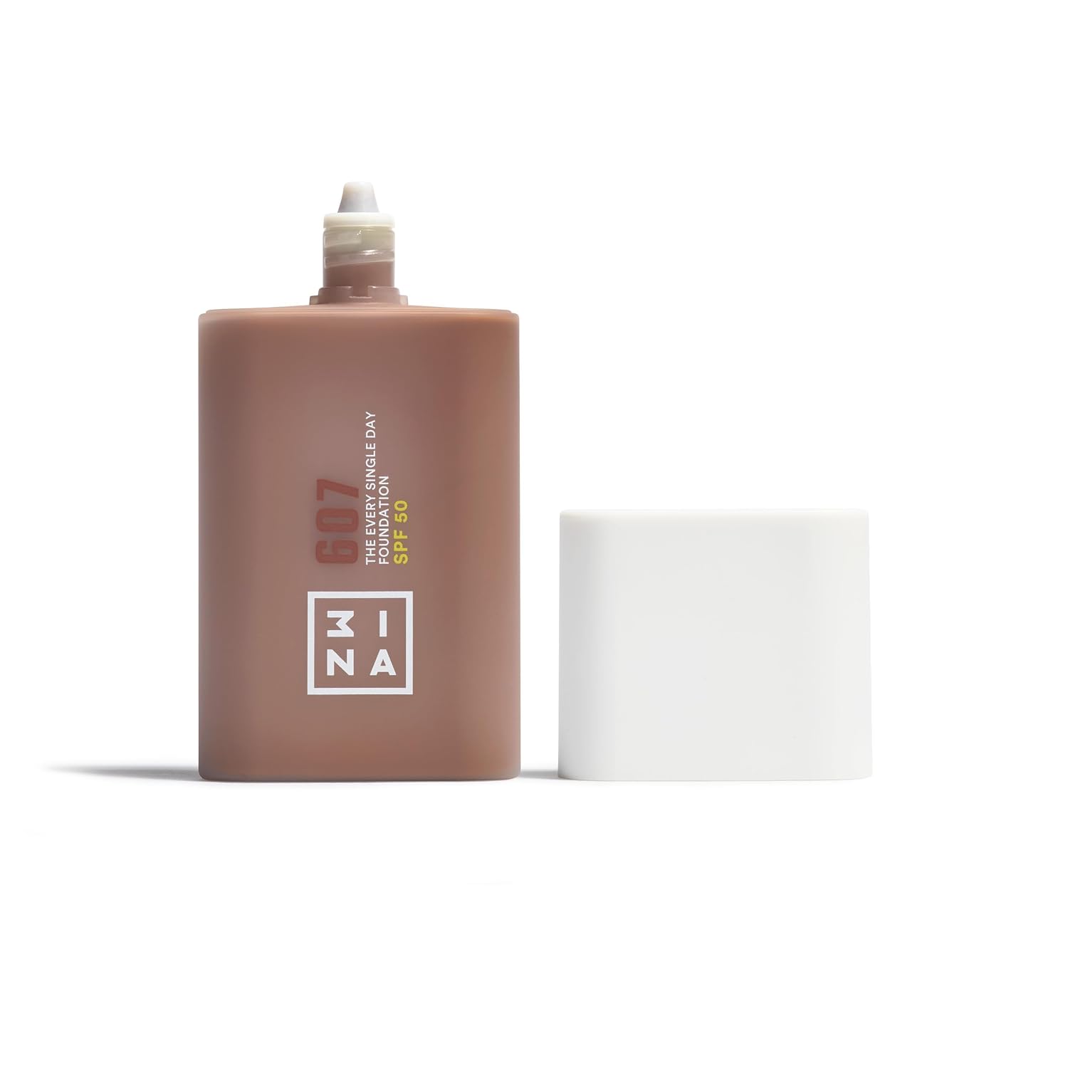 Detalle de 3INA The Every Single Day Foundation SPF 50 607 – Dunkler Neutralton, leichte bis mittlere Deckkraft, vegan & cruelty-free