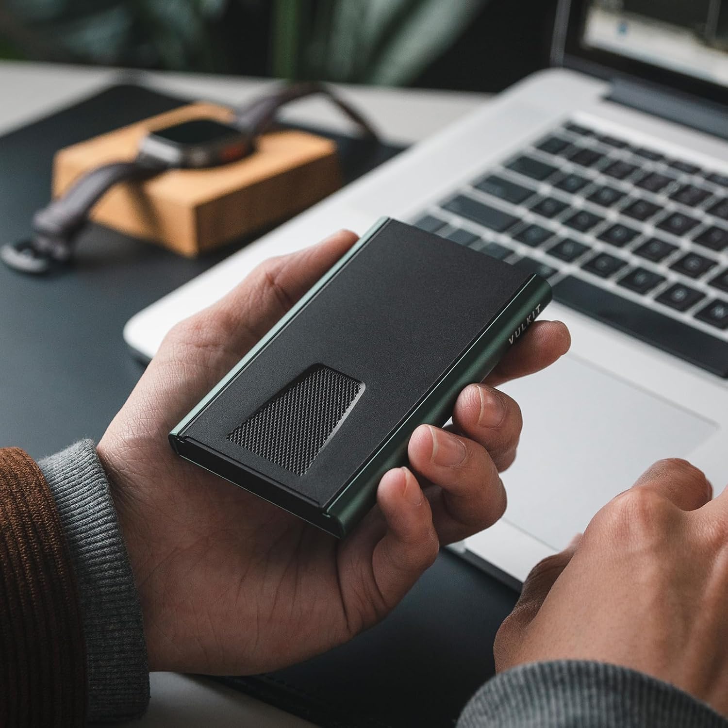 Thumbnail 6 de VULKIT Slim Aluminium Credit Card Holder (RFID blocking) with Pop-Up Wallet Design, Green