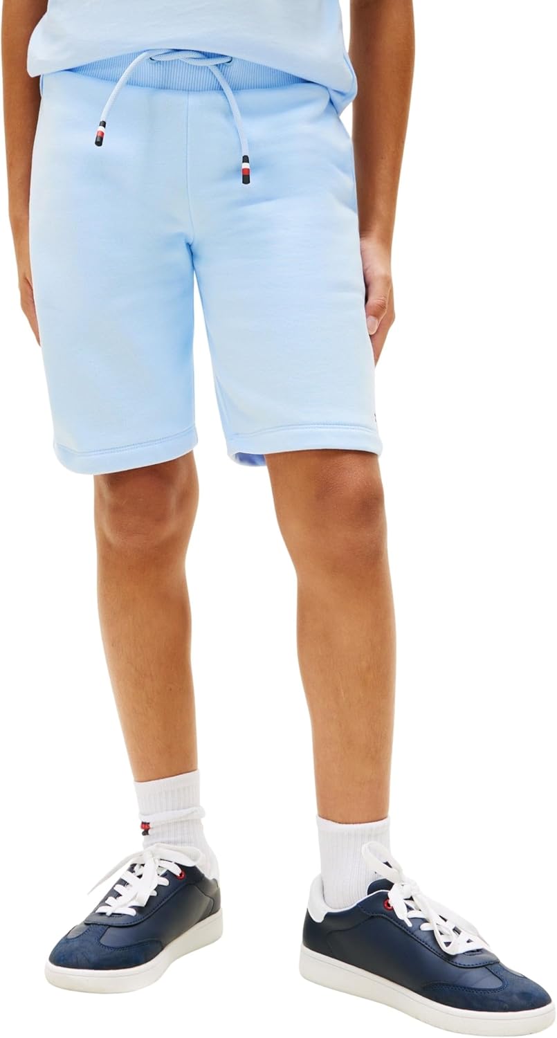 Detalle de Tommy Hilfiger Essential Set KB0KB09666: T‑shirt e pantaloncini lounge per bambini e ragazzi