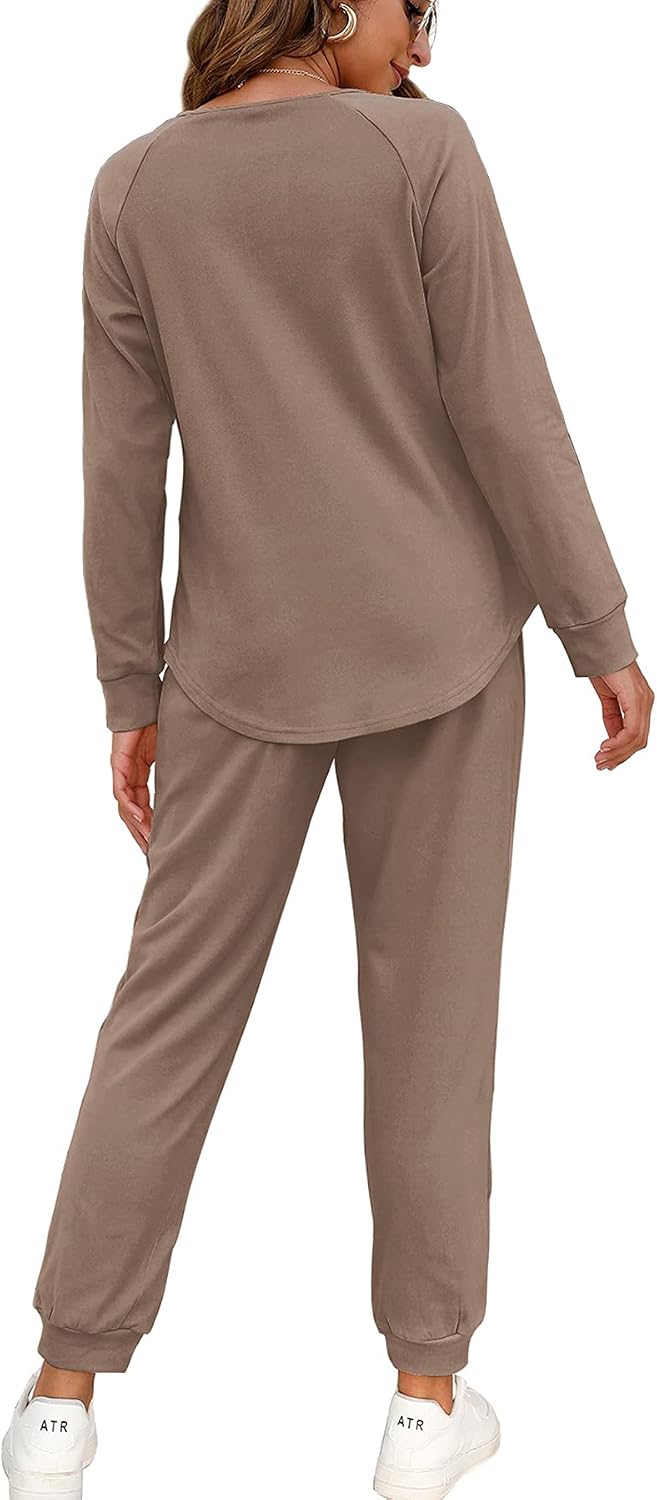 Thumbnail 1 de WIHOLL Two-Piece Lounge Set for Women: Button-Down Henley Sweatshirt & Drawstring Sweatpants