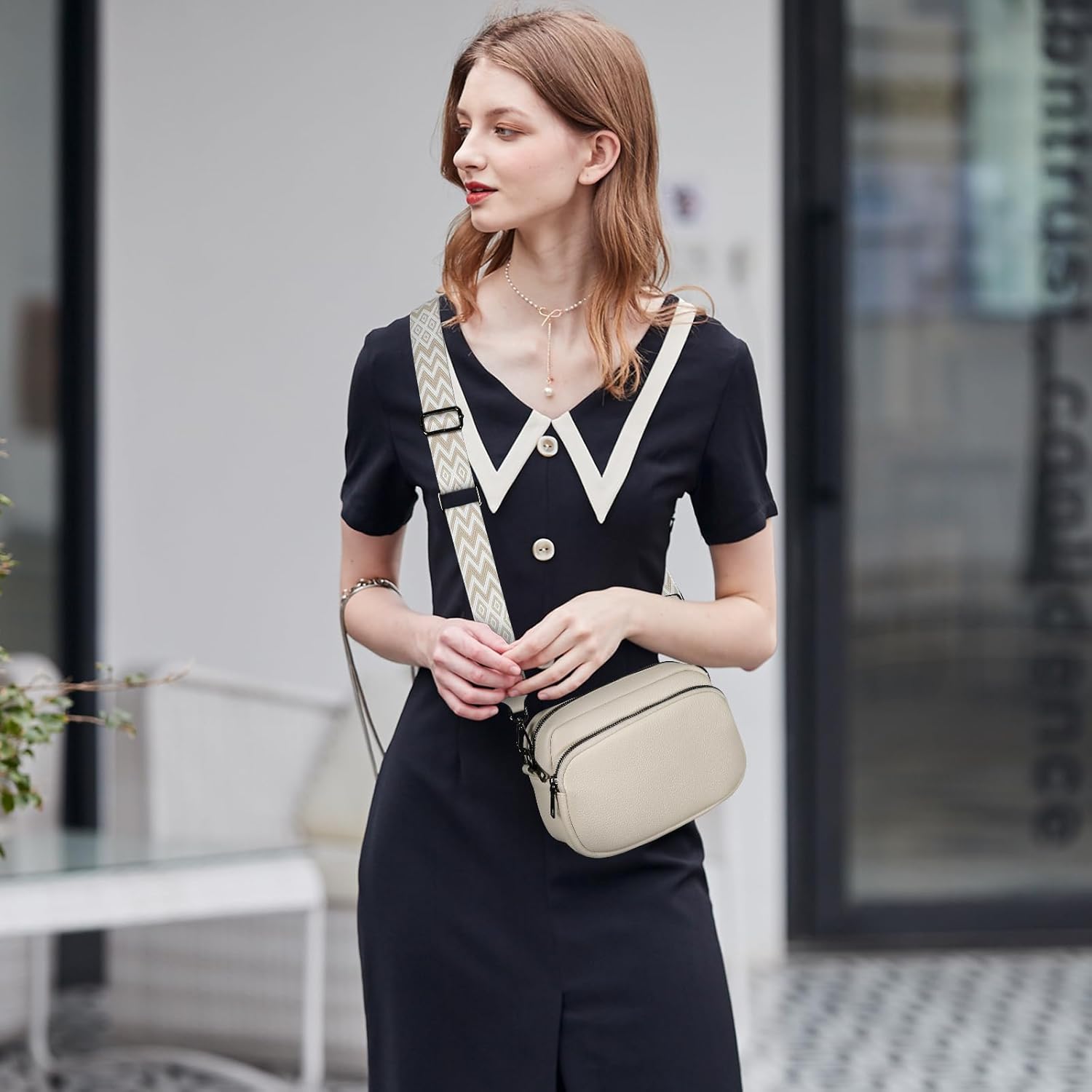 Thumbnail 2 de TANTOMI Umhängetasche Damen Klein – Crossbody Bag mit breitem Schultergurt für Handy, Schlüssel & Co.