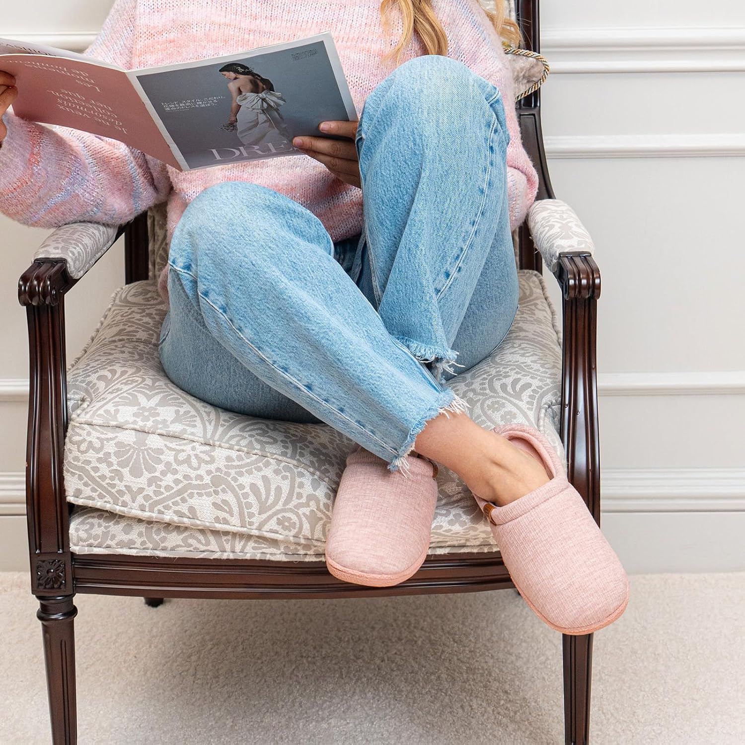 Detalle de FamilyFairy Women’s Slippers Cosy Memory-Foam Striped Knit Non-Slip Indoor Outdoor Ladies House Shoes
