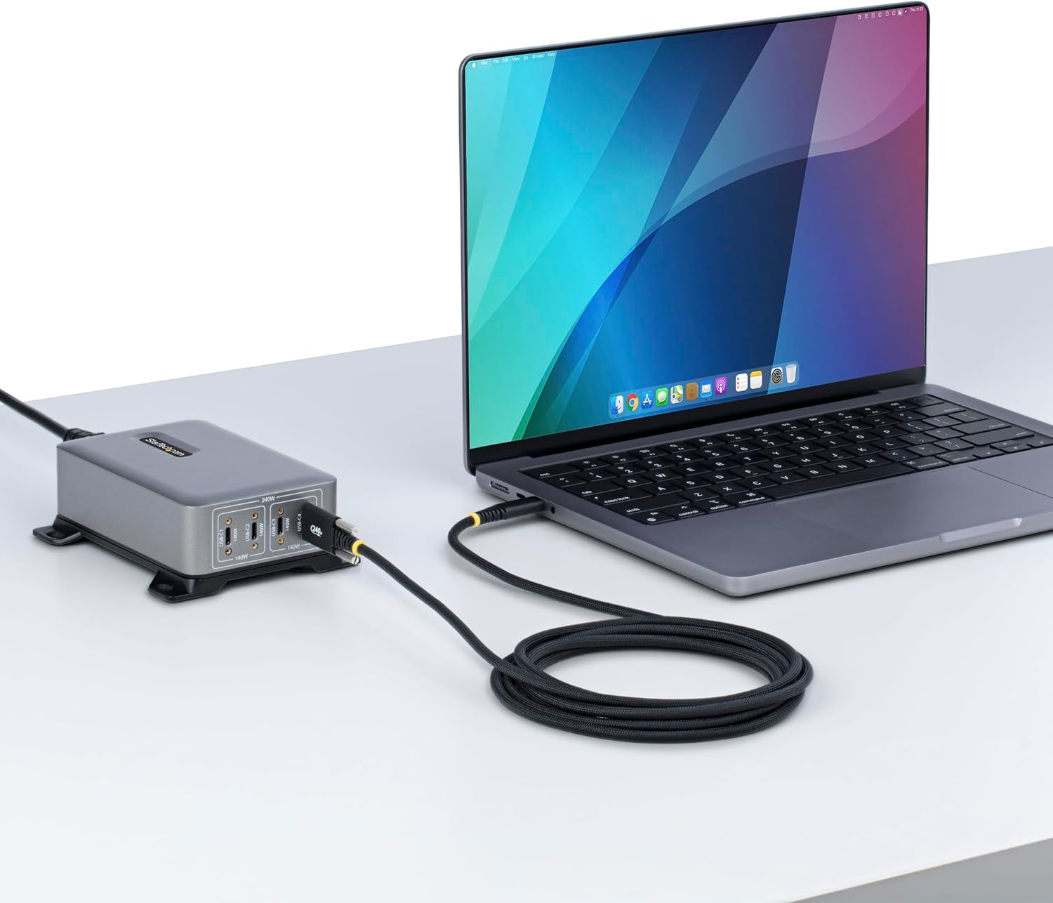 Thumbnail 6 de StarTech.com 2m USB-C Charging Cable with Side Screw Locking – 240W PD EPR, USB-IF Certified