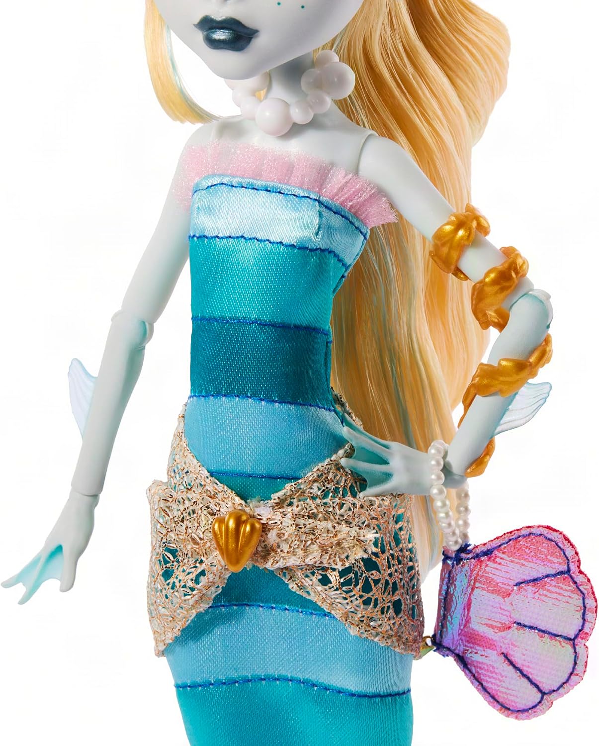 Detalle de Monster High Dawn of The Dance Lagoona Blue – Muñeca Creeproduction