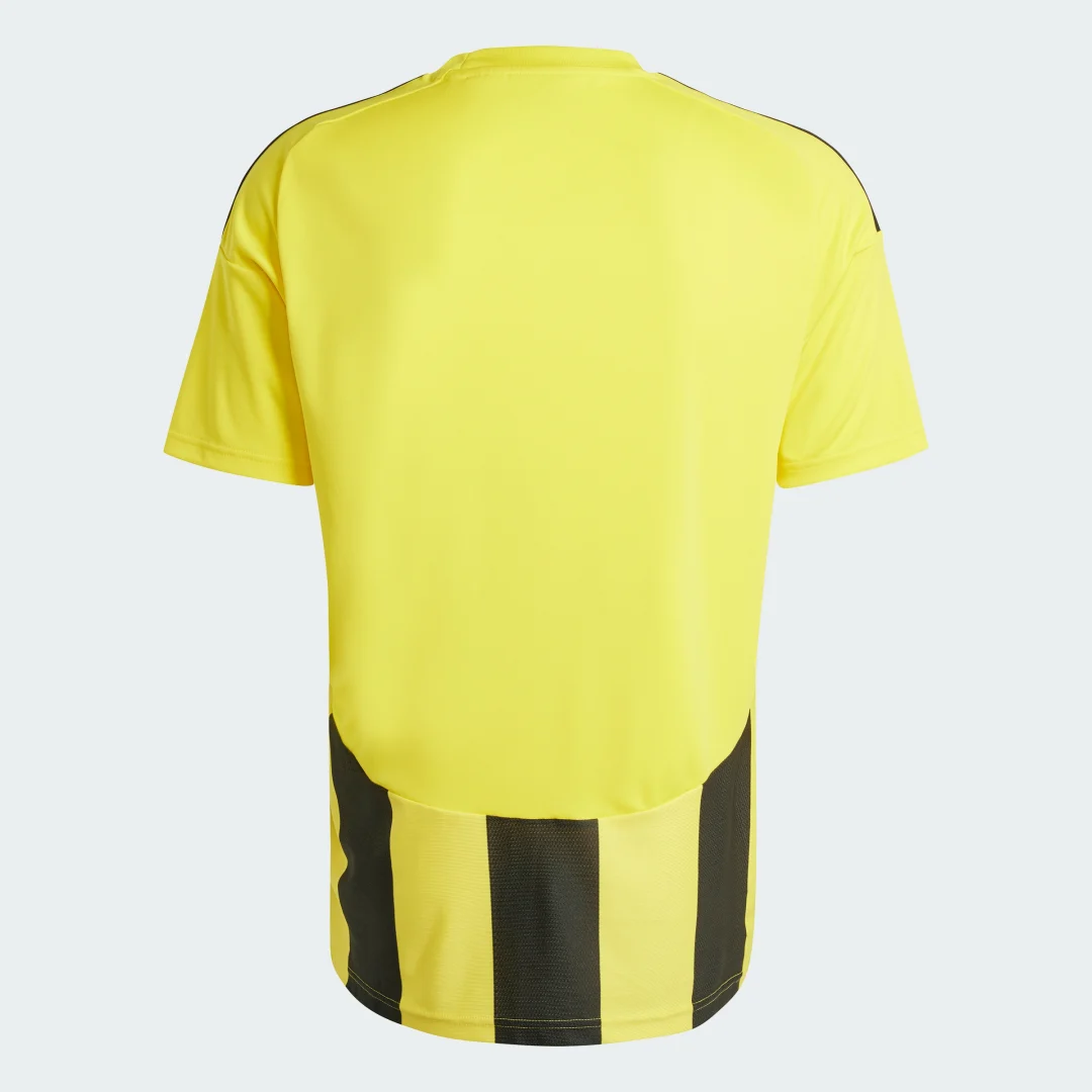 Detalle 2 de Camiseta Striped 24 - Adidas: Amarillo, estilo casual y comodidad