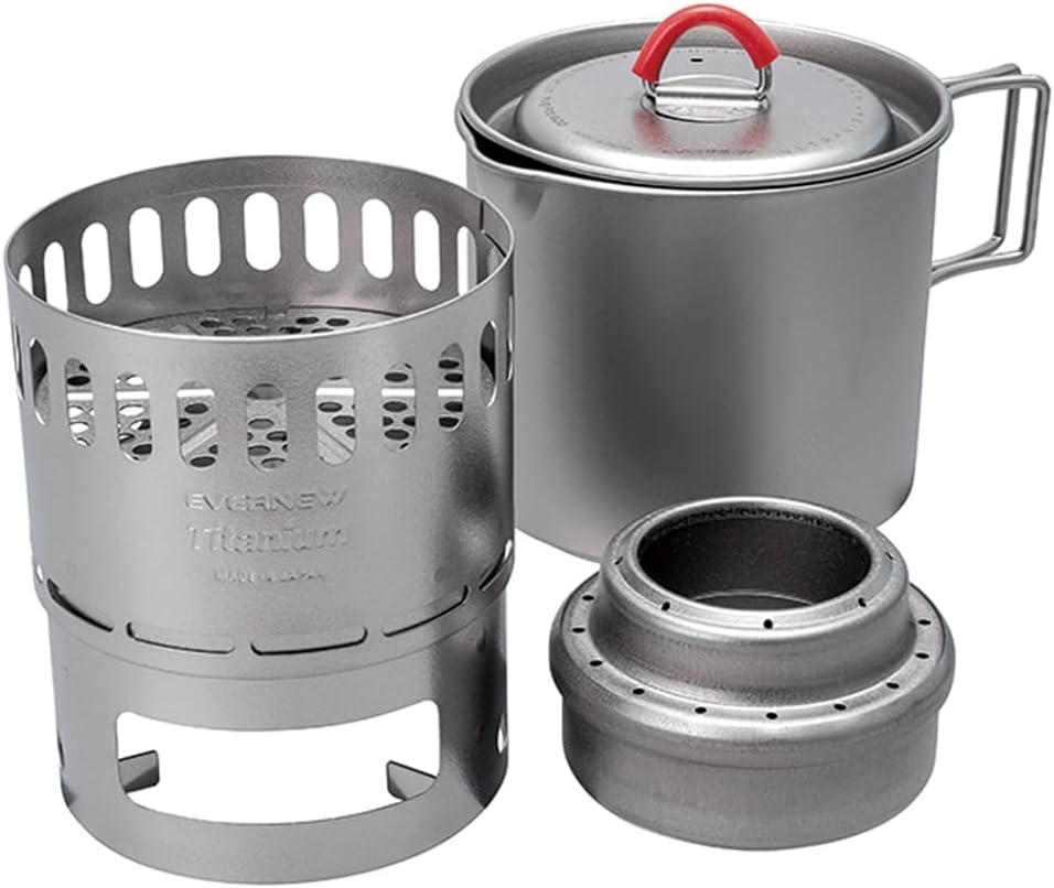 Detalle de エバニュー Ti Mug pot 500 Stove set ECA538 チタン製ソロ用クッカー・アルコールストーブセット