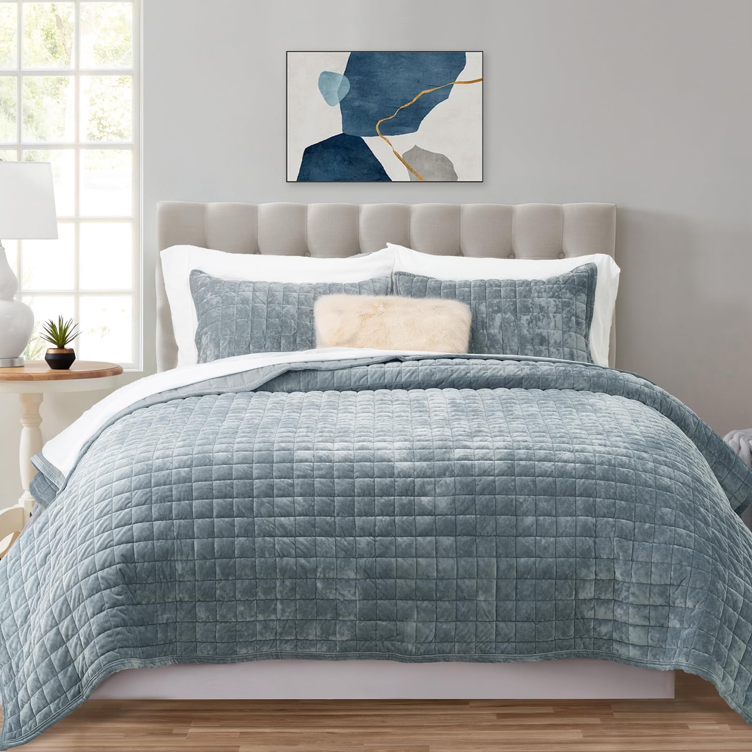 Detalle de RECYCO Luxury Velvet Quilt Set King Size Bedding Set (Blue Linen) with 2 Shams