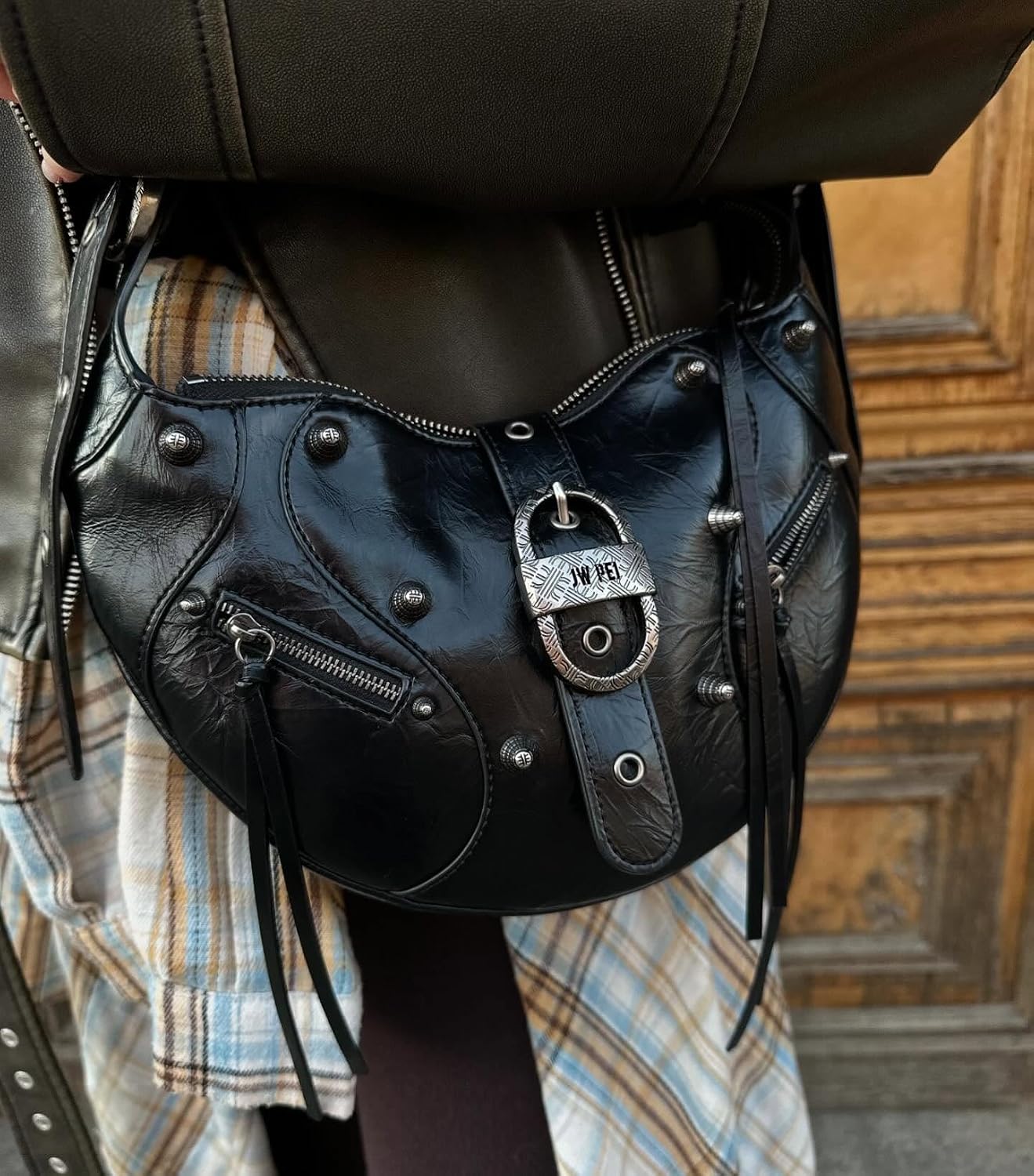 Detalle de JW PEI Tessa borsa a tracolla da donna in pelle vegana