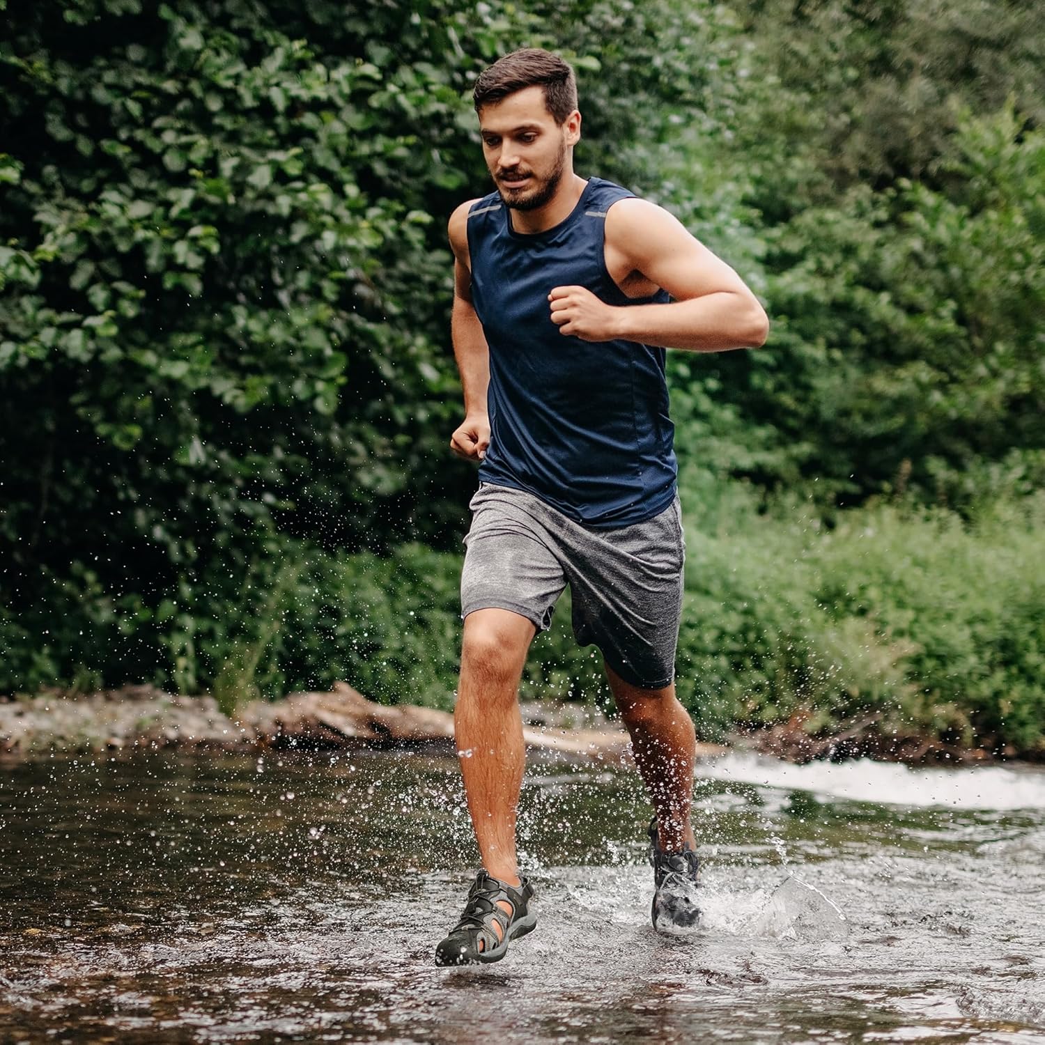 Detalle 2 de DREAM PAIRS Men's Sandals: Versatile Hiking and Water-Ready Closed-Toe Sandals