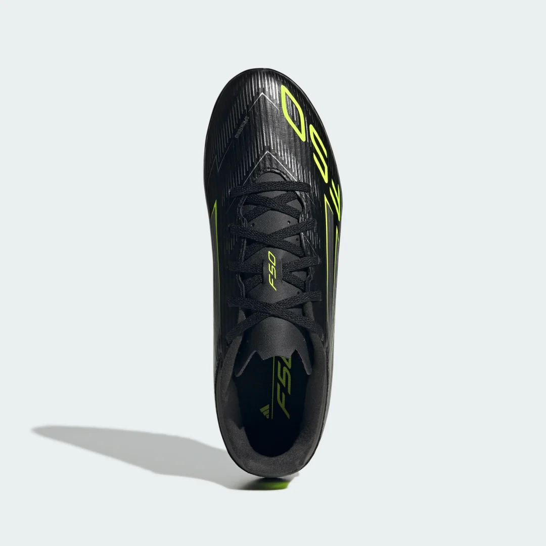 Thumbnail 2 de Bota F50 Club moqueta de Adidas: mirada práctica para aficionados prácticos