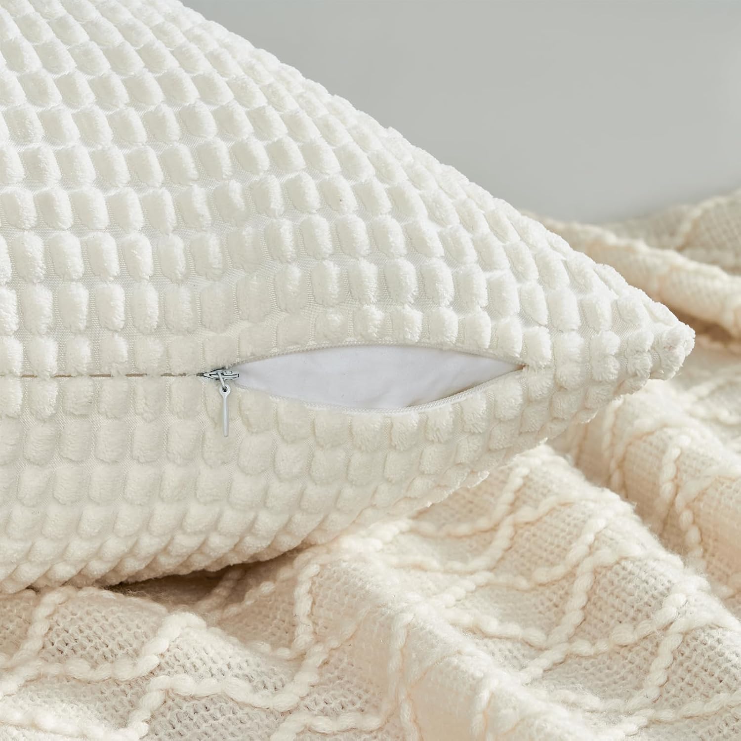 Detalle de Topfinel Kissenbezug 40x40 cm Creme Weiß – 4er Set aus Kordsamt