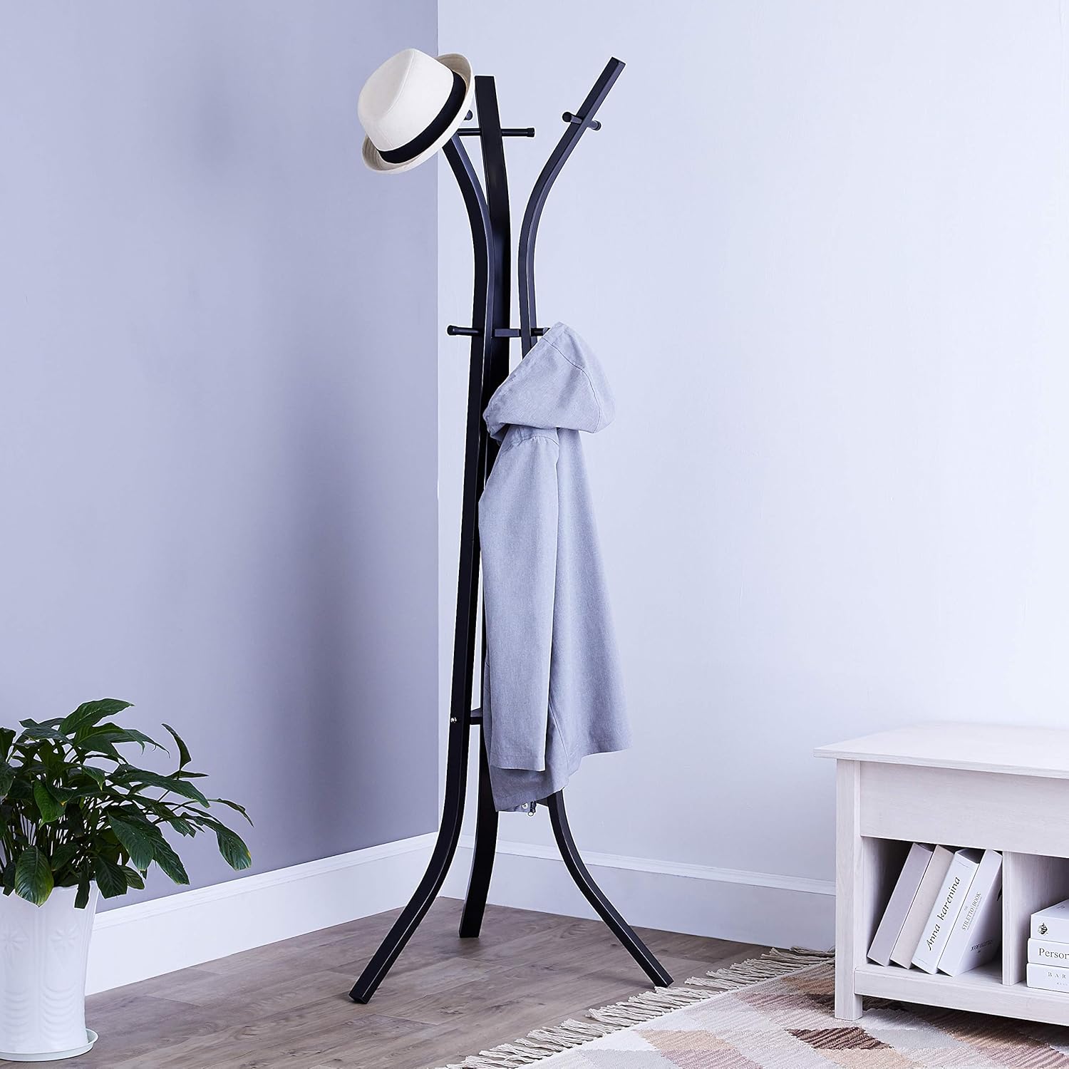 Detalle de Amazon Basics Portemanteau sur pied en métal et bois – noir, 9 crochets