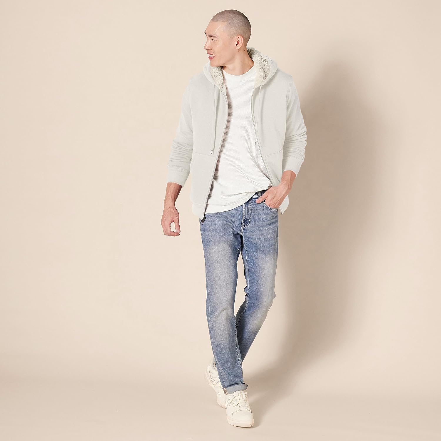 Thumbnail 3 de Amazon Essentials Men's Sherpa-Lined Full-Zip Fleece Hoodie