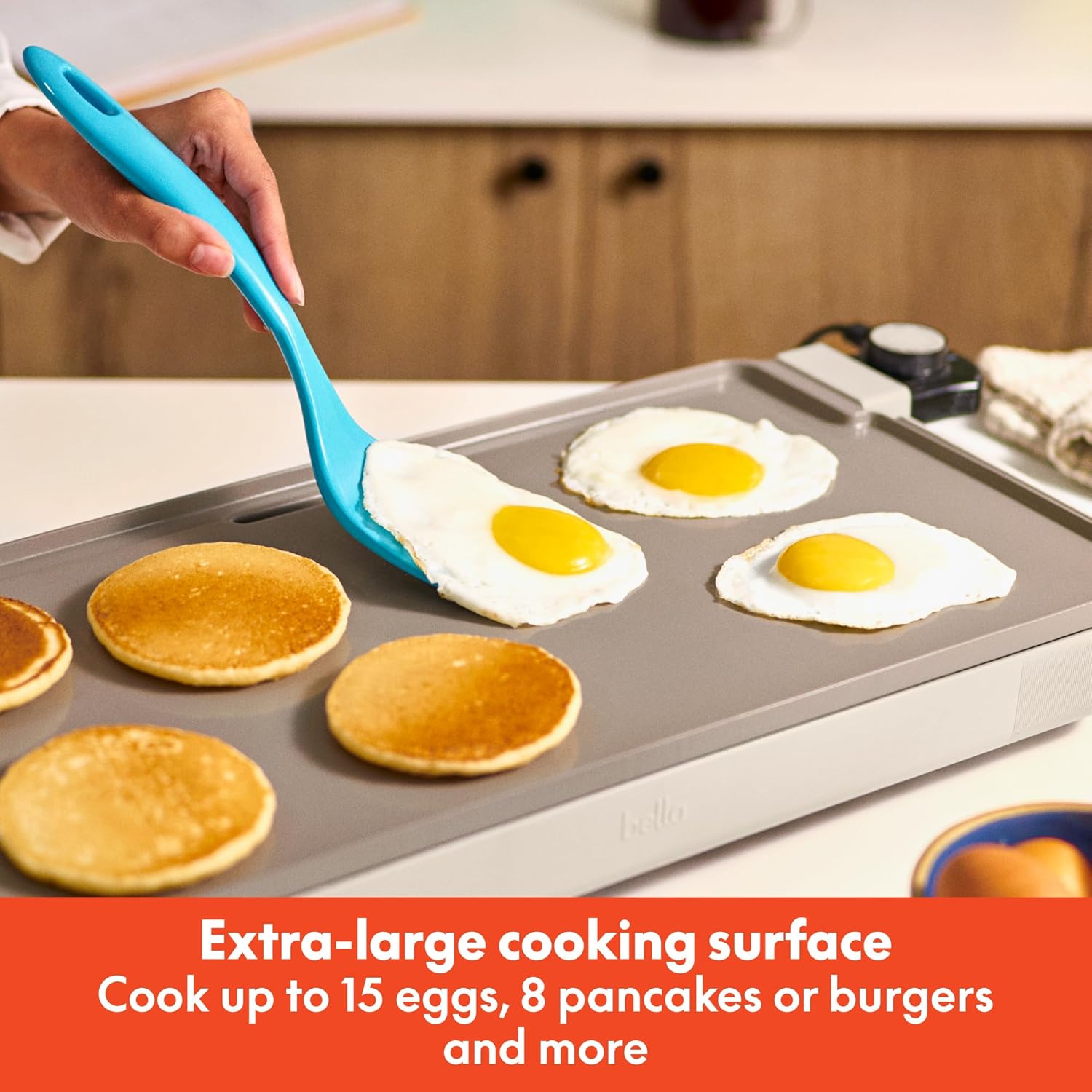 Detalle de bella 12" x 22" Electric Griddle with EverGood™ Ceramic Nonstick Coating and Removable Temperature Probe
