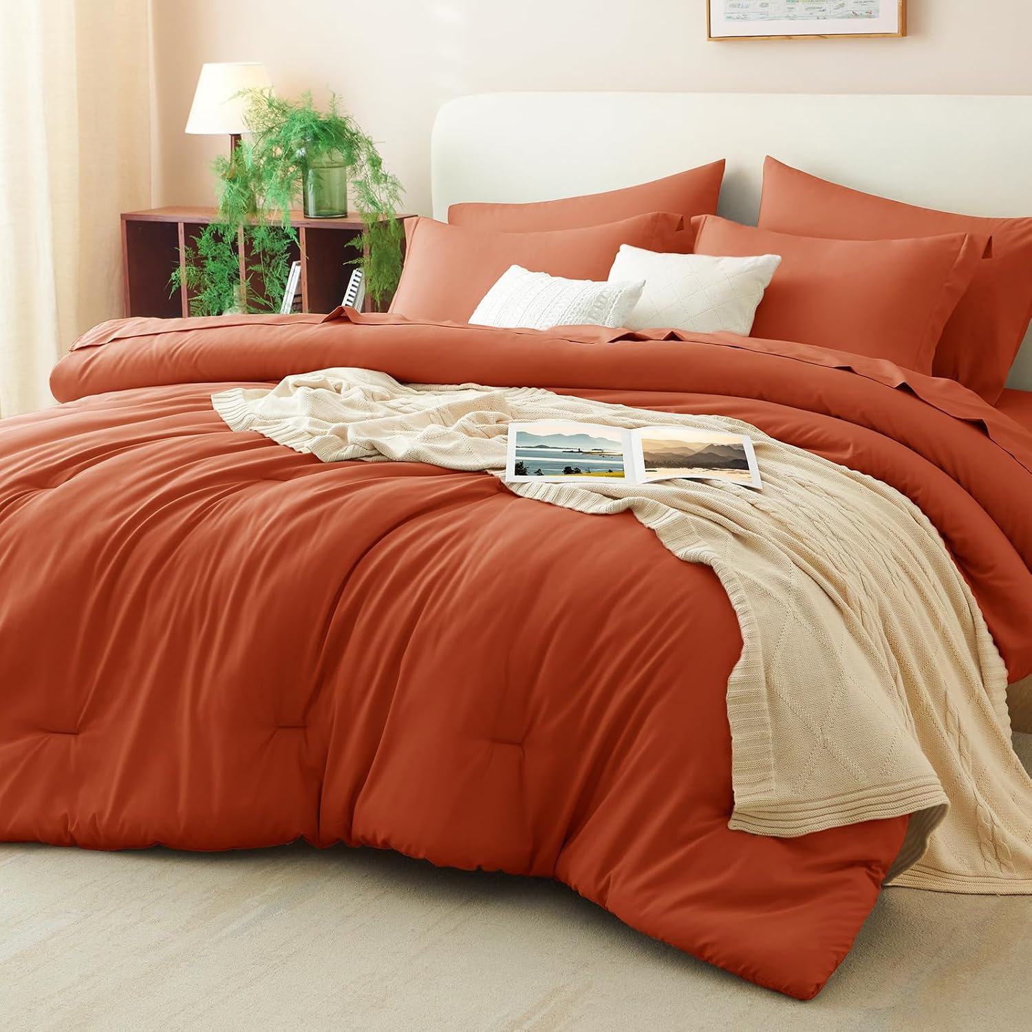 Detalle de CozyLux Comforter Set, California King