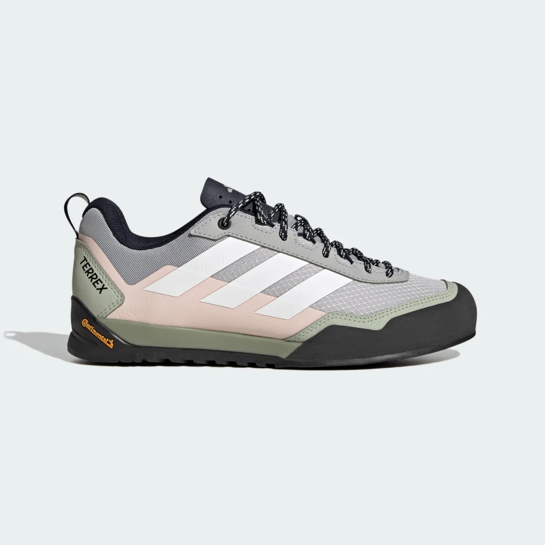 Detalle de Adidas Terrex Skychaser Solo: zapatilla de aproximación en color blanco