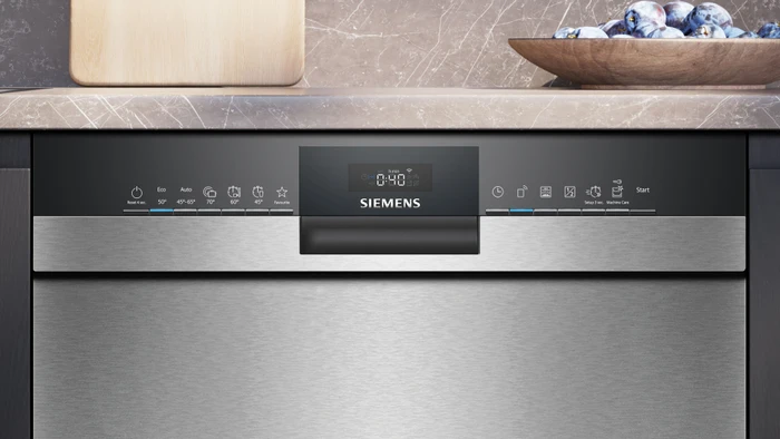 Detalle de Siemens SN43ES22CE Unterbauspülmaschine – kompakt, zuverlässig und mit schnellerer Reinigung