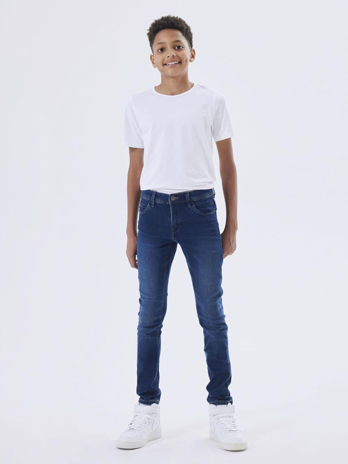 Detalle de NAME IT Boy Jeans Slim Fit Sweat – Slim Fit Jeans mit normalem Bund für Jungen