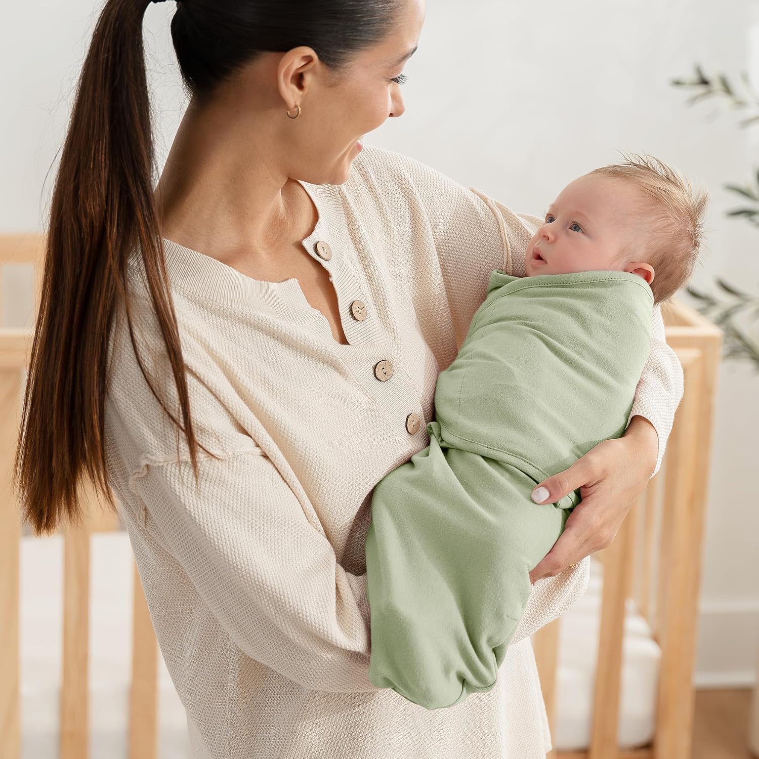Detalle 2 de Comfy Cubs Easy Swaddle Blanket 3 Pack