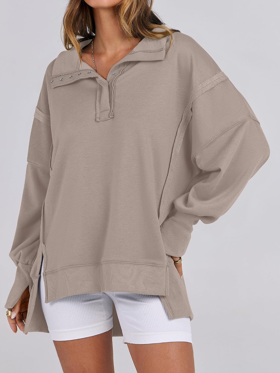 Detalle 2 de Oversized Henley Sweatshirt