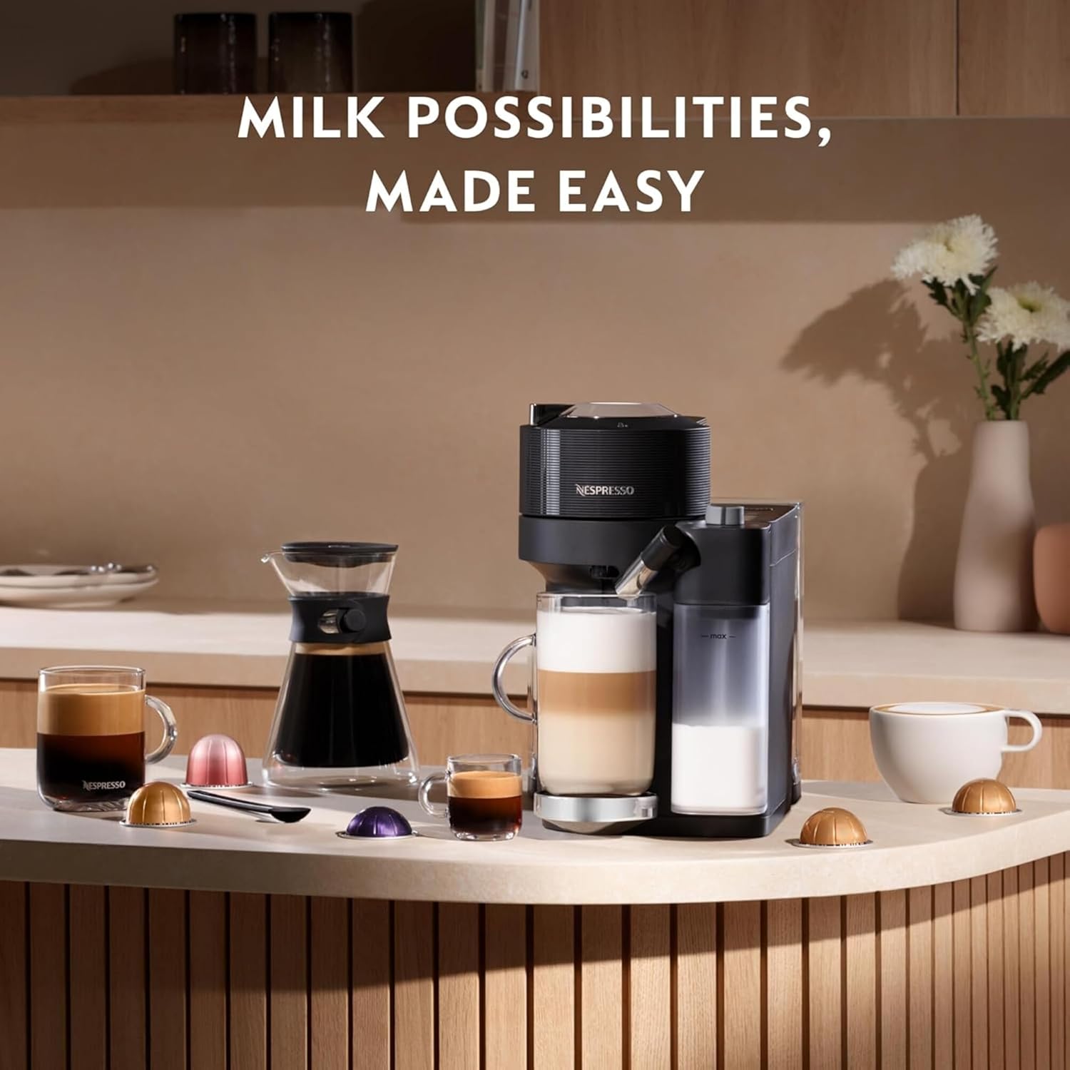 Detalle 2 de De'Longhi Nespresso Vertuo Lattissima ENV300.B: Automatic Coffee Machine with Milk Frother