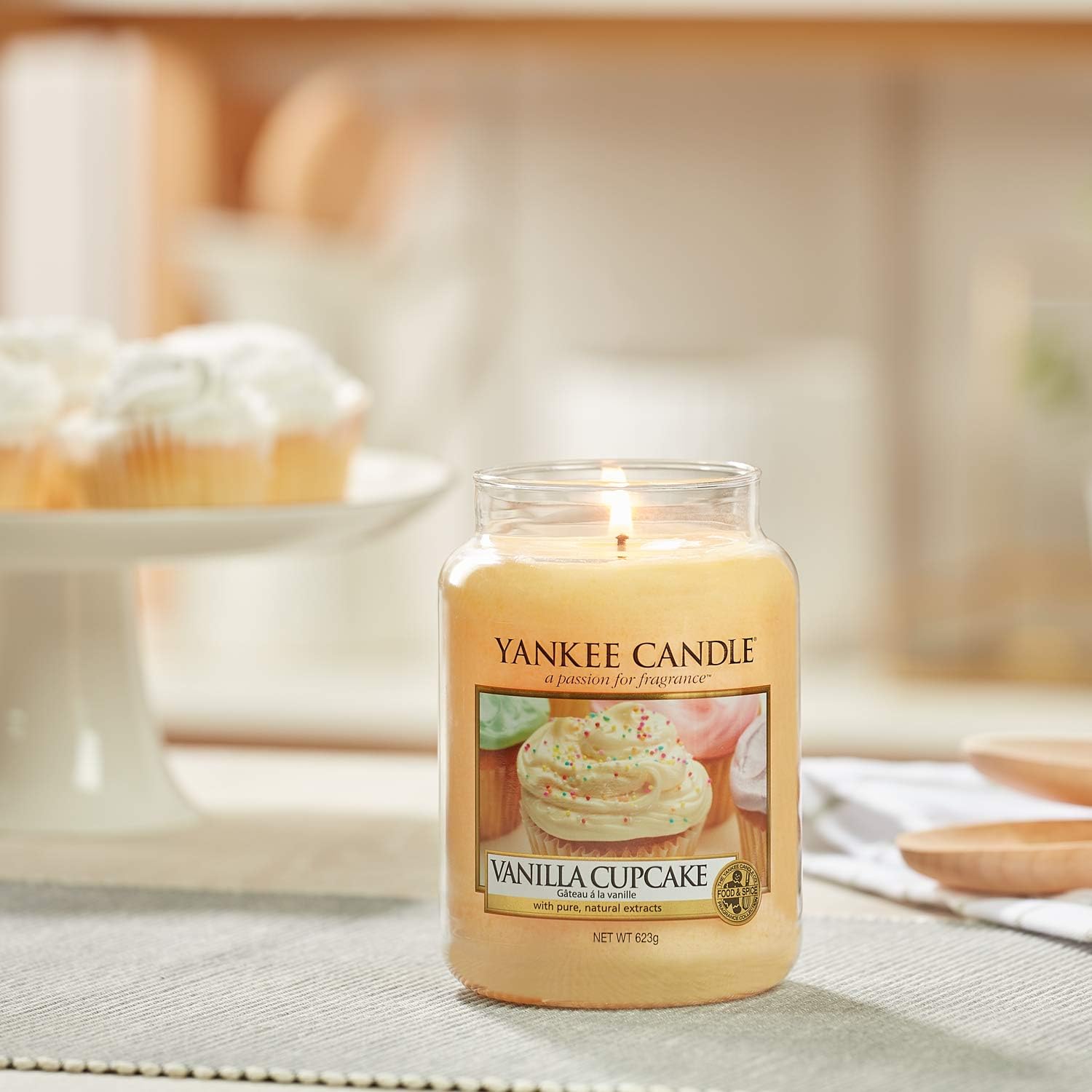 Detalle 2 de Yankee Candle Candela profumata in giara media Cupcake alla vaniglia (fino a 75 ore)