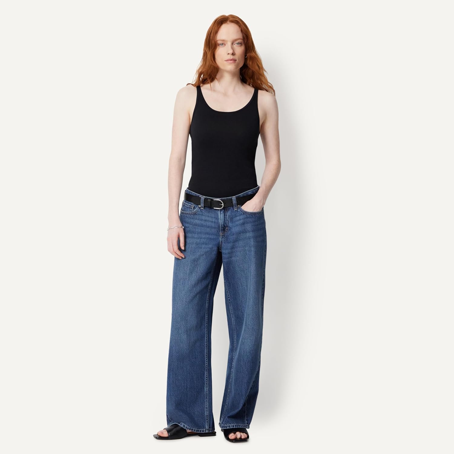 Detalle de Amazon Essentials Women's Slim-Fit Thin-Strap Tank Top