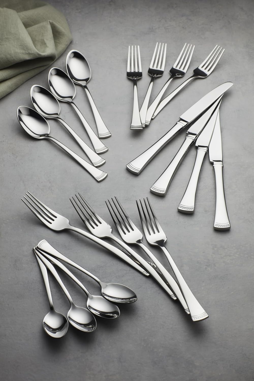 Detalle de Lenox Salad Fork Set, 18/10 Stainless Steel