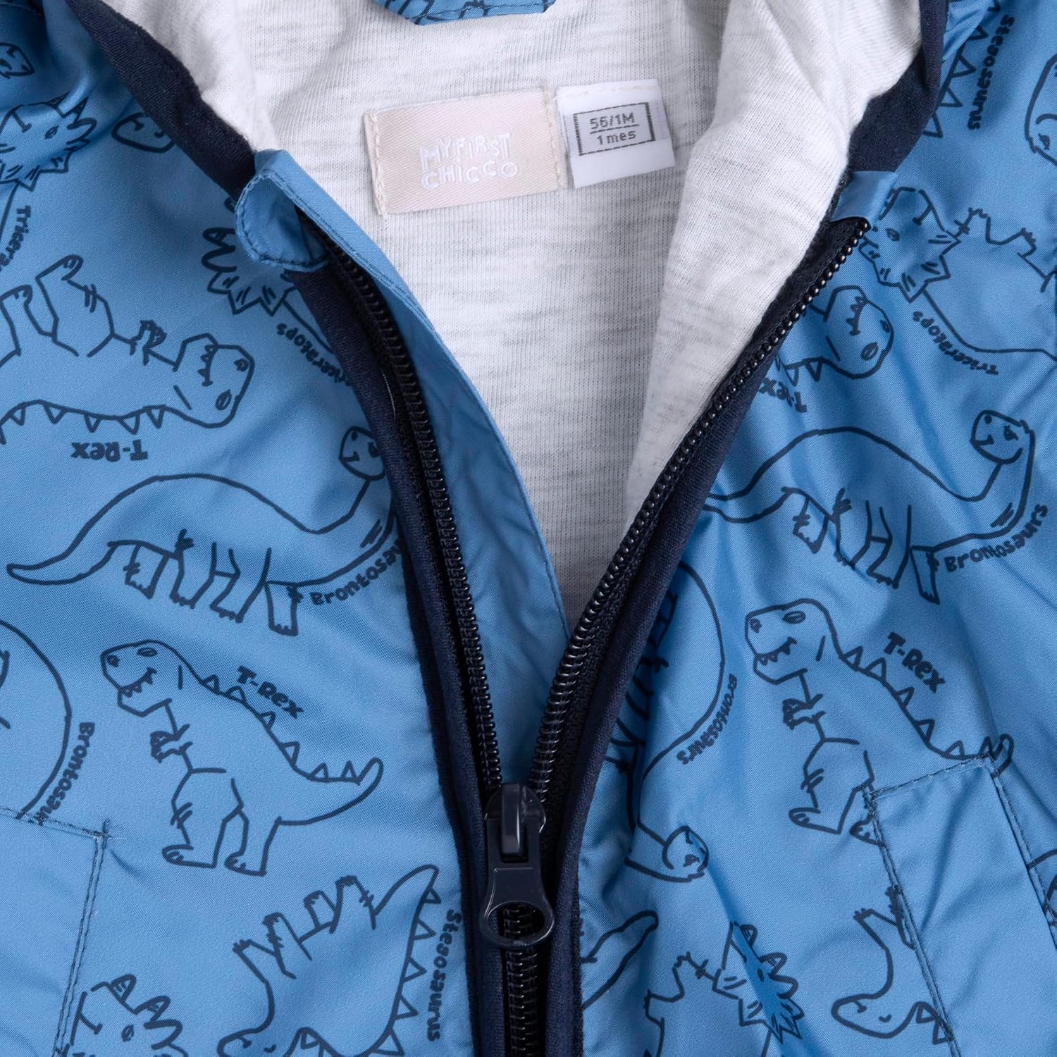 Detalle de Chicco Giubbino Bambino con chiusura a zip: stile pratico e lavabile in lavatrice