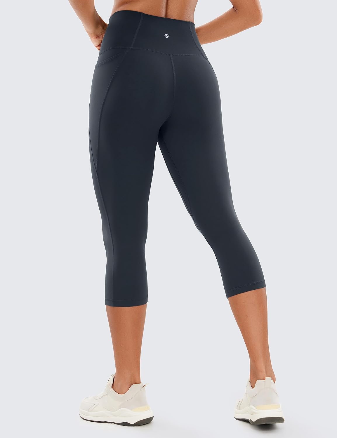 Detalle de CRZ YOGA Da Donna Butterlux pantaloni capri per allenamento yoga con tasche e vita alta (48/53 cm)