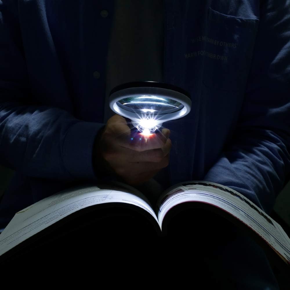 Detalle de Chefic Lupe mit Licht – 3X 45X beleuchtetes Leseglas mit 3 LED und optischer Glaslinse