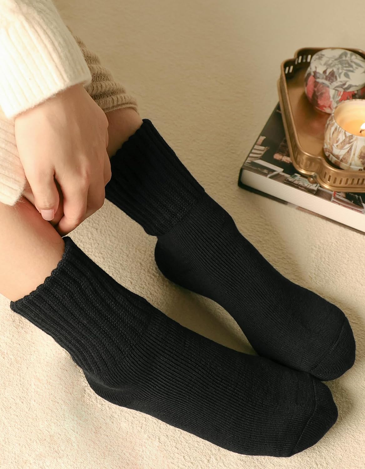 Detalle 2 de CLOSEMATE Women's Winter Boot Socks, 3 Pairs, Cushioned Crew Length