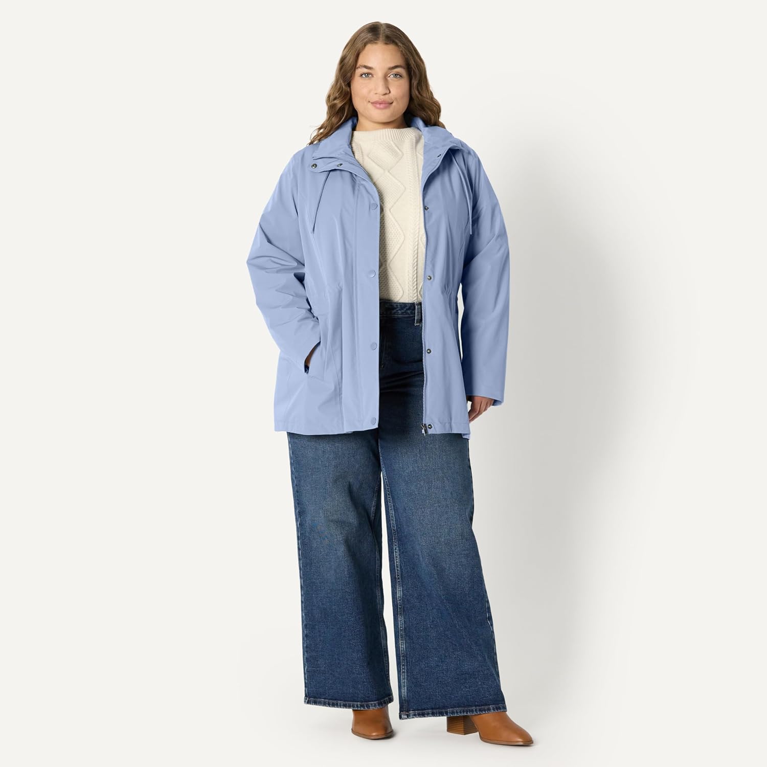 Thumbnail 6 de Amazon Essentials Women's Relaxed-Fit Lightweight Waterproof Long Hooded Rain Jacket