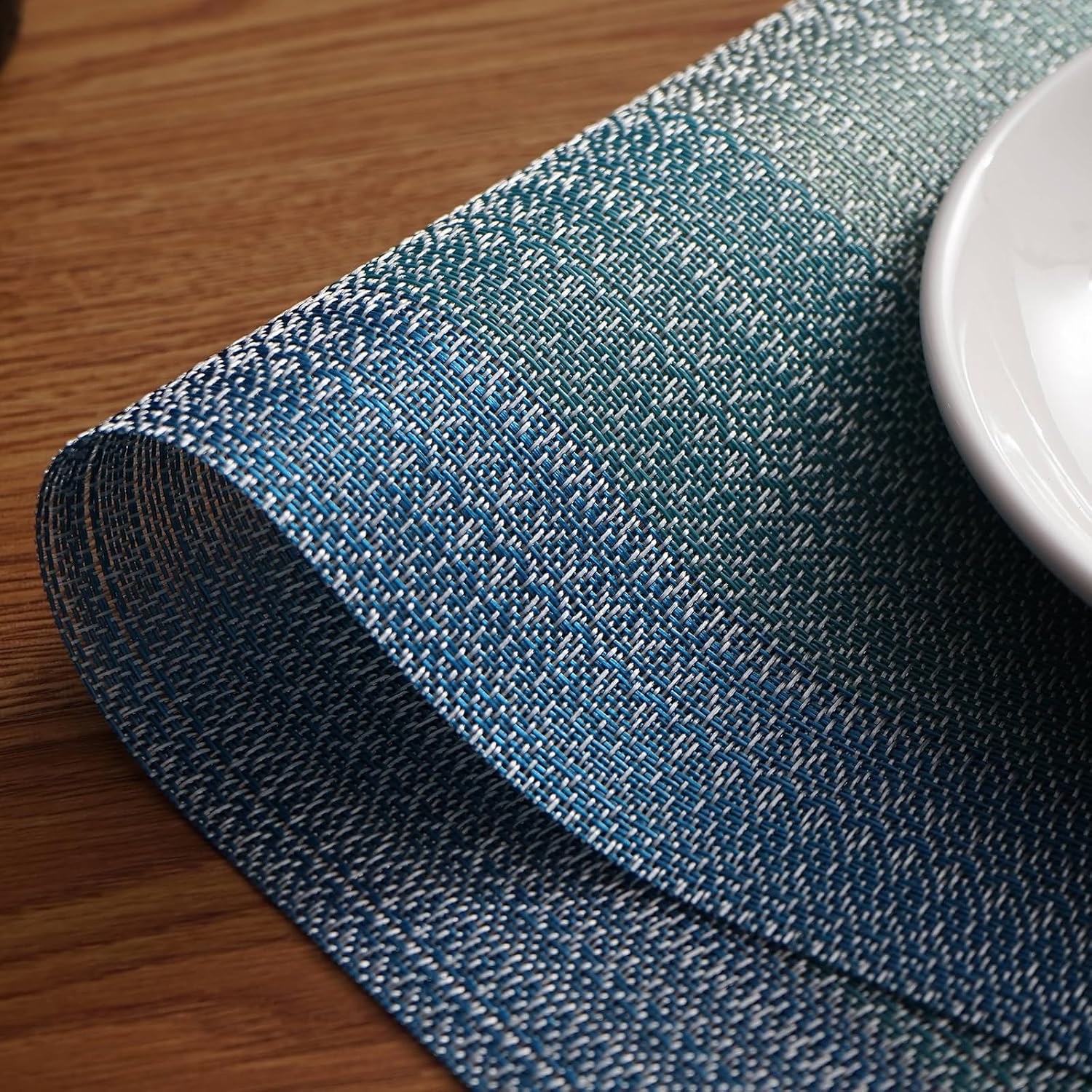 Detalle de ADRIMER Blue-Striped Vinyl Placemats, Set of 8, Wipeable and Heat-Resistant