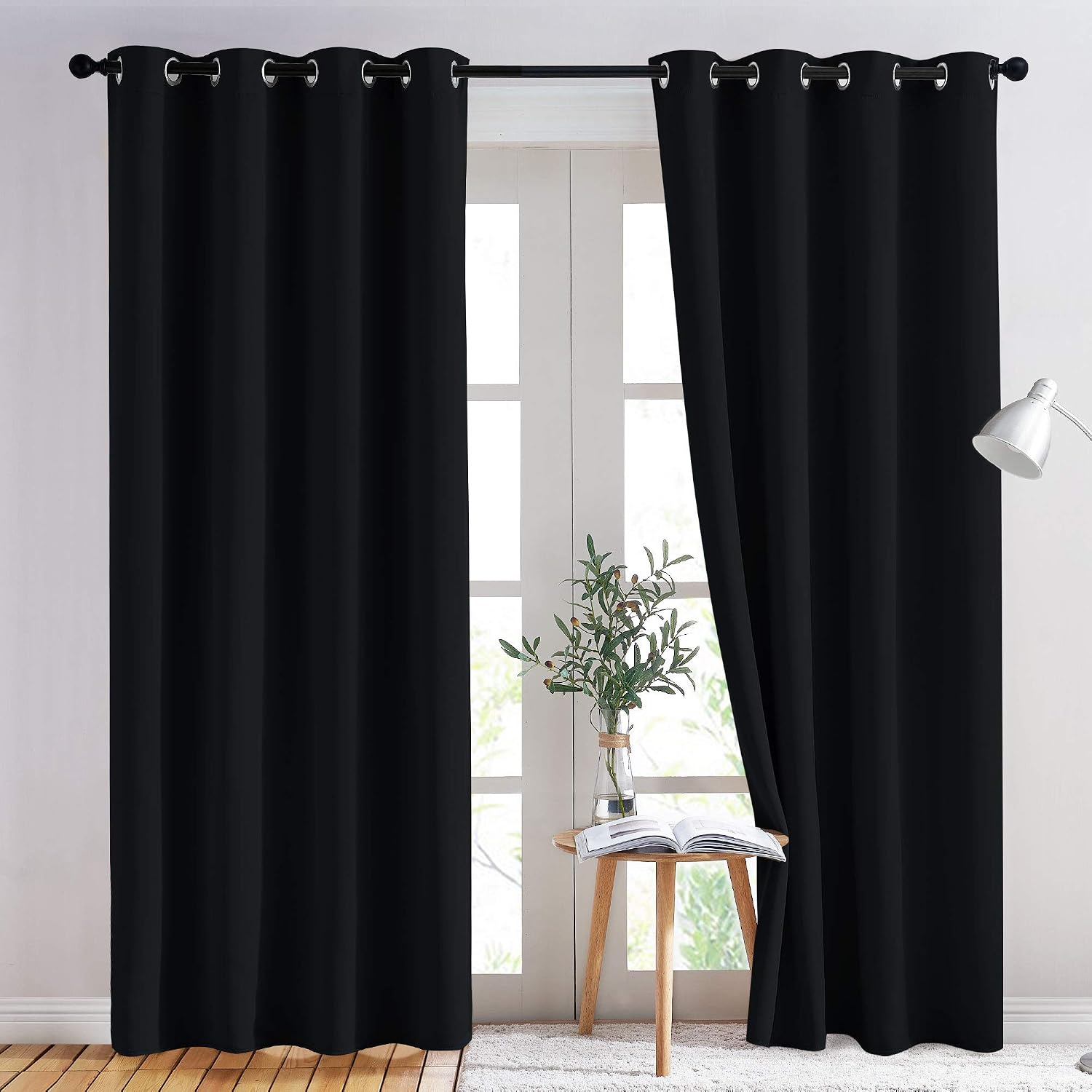 Detalle de NICETOWN 2 Blackout Curtain Panels, 52W × 84L, Black