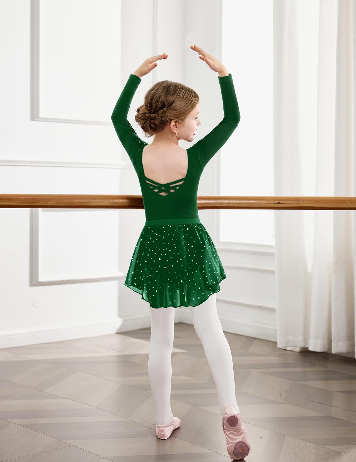 Detalle 1 de Zaclotre Girls’ Ballet Dress, Long Sleeves, Crisscross Back & Removable Skirt