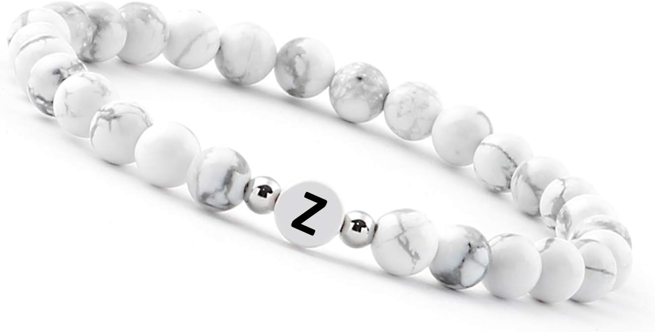 Detalle de Bracelet lettres en or 18K plaqué or véritable avec gravure des initiales – pendentif personnalisable