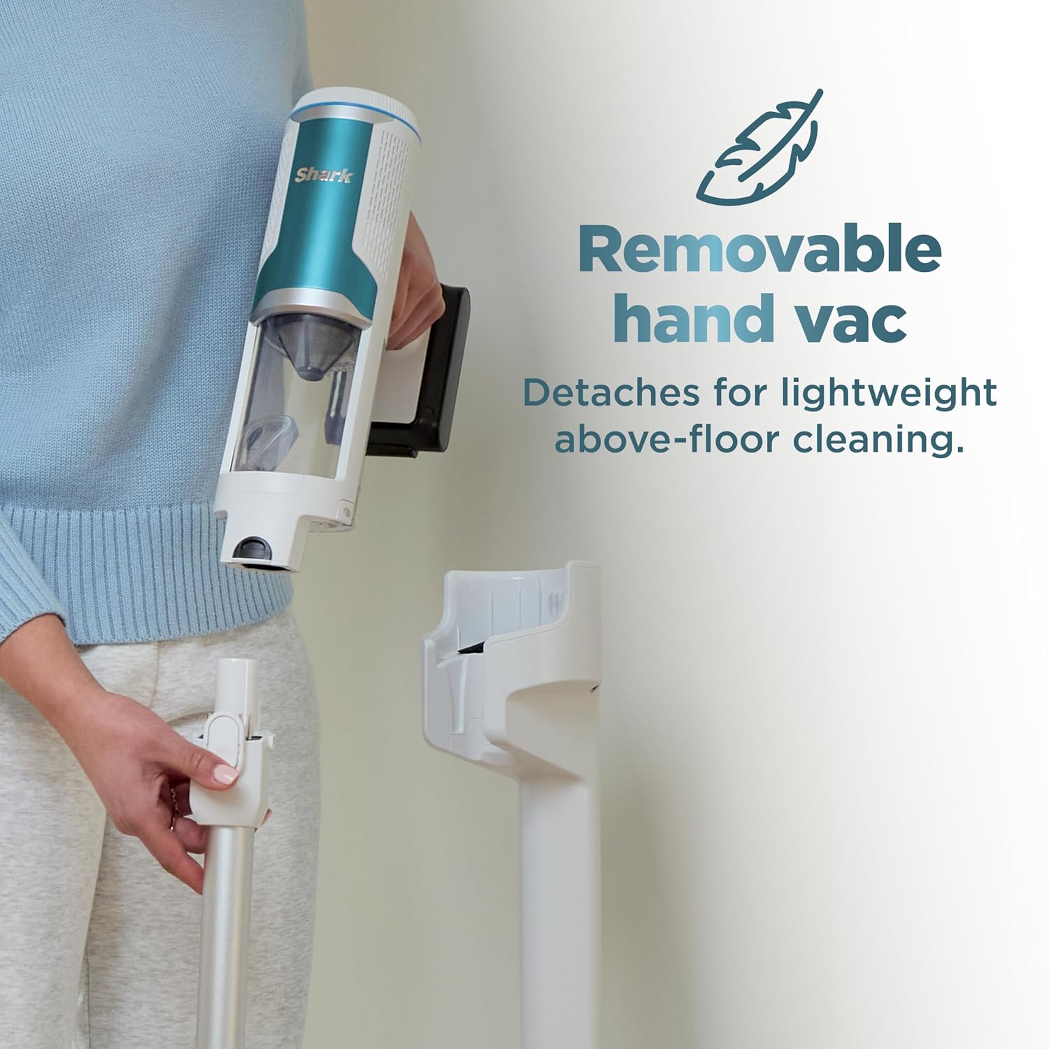 Detalle de Shark BU3521 Clean & Empty Cordless Stick Vacuum with Auto-Empty Dock