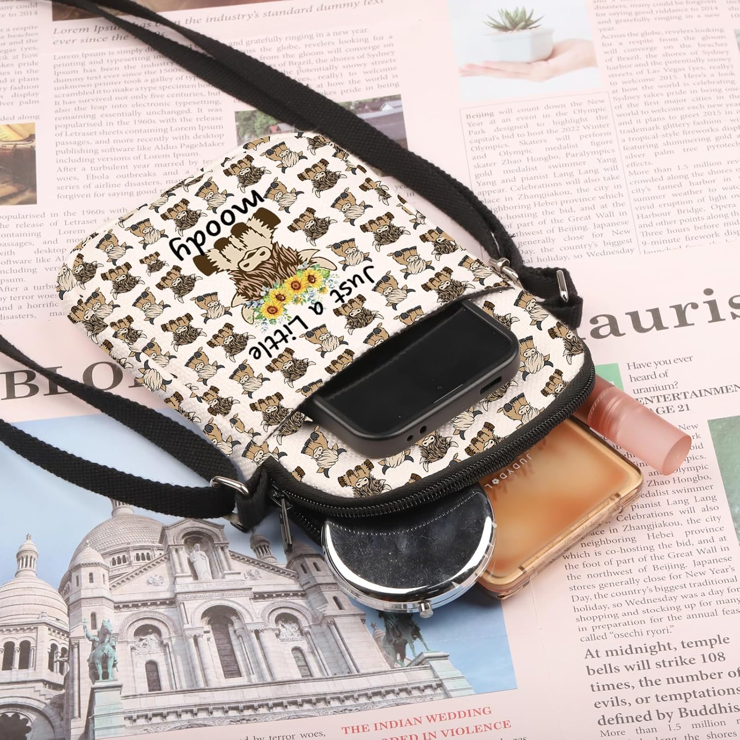 Thumbnail 1 de PLITI Highland Cow Crossbody Bag: Just A Little Moody Highland Cow Lover Gift