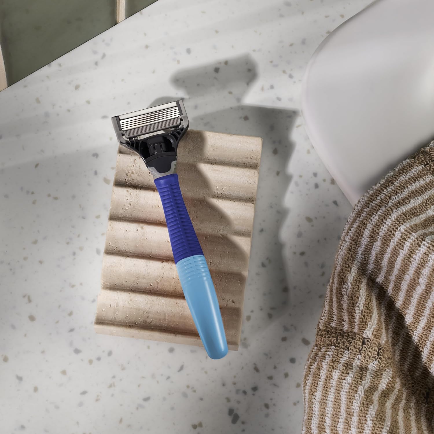 Thumbnail 1 de Harry's Razors for Men – Indigo Handle Razor Set with 13 Refills