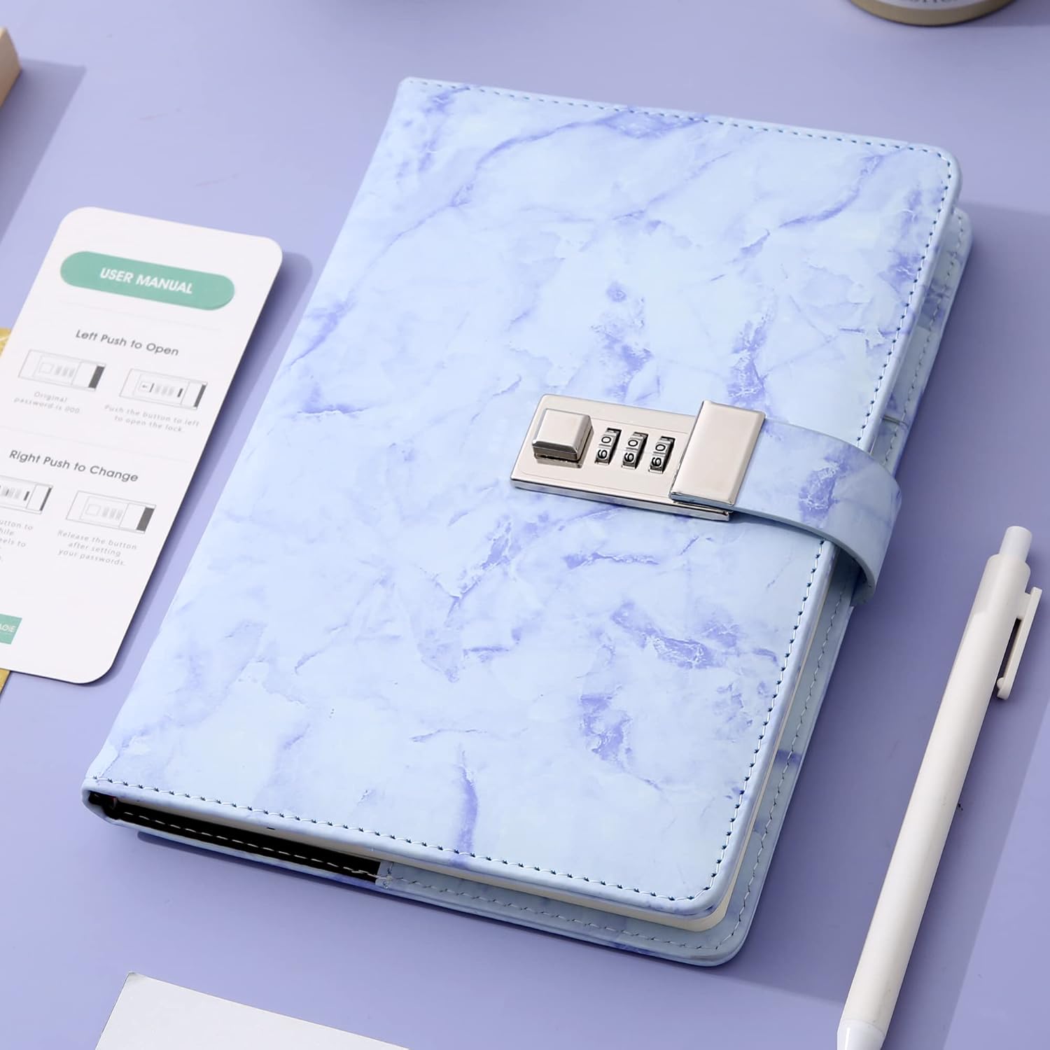 Detalle 2 de CAGIE A5 Marble Diary with Lock 192 Pages ๐