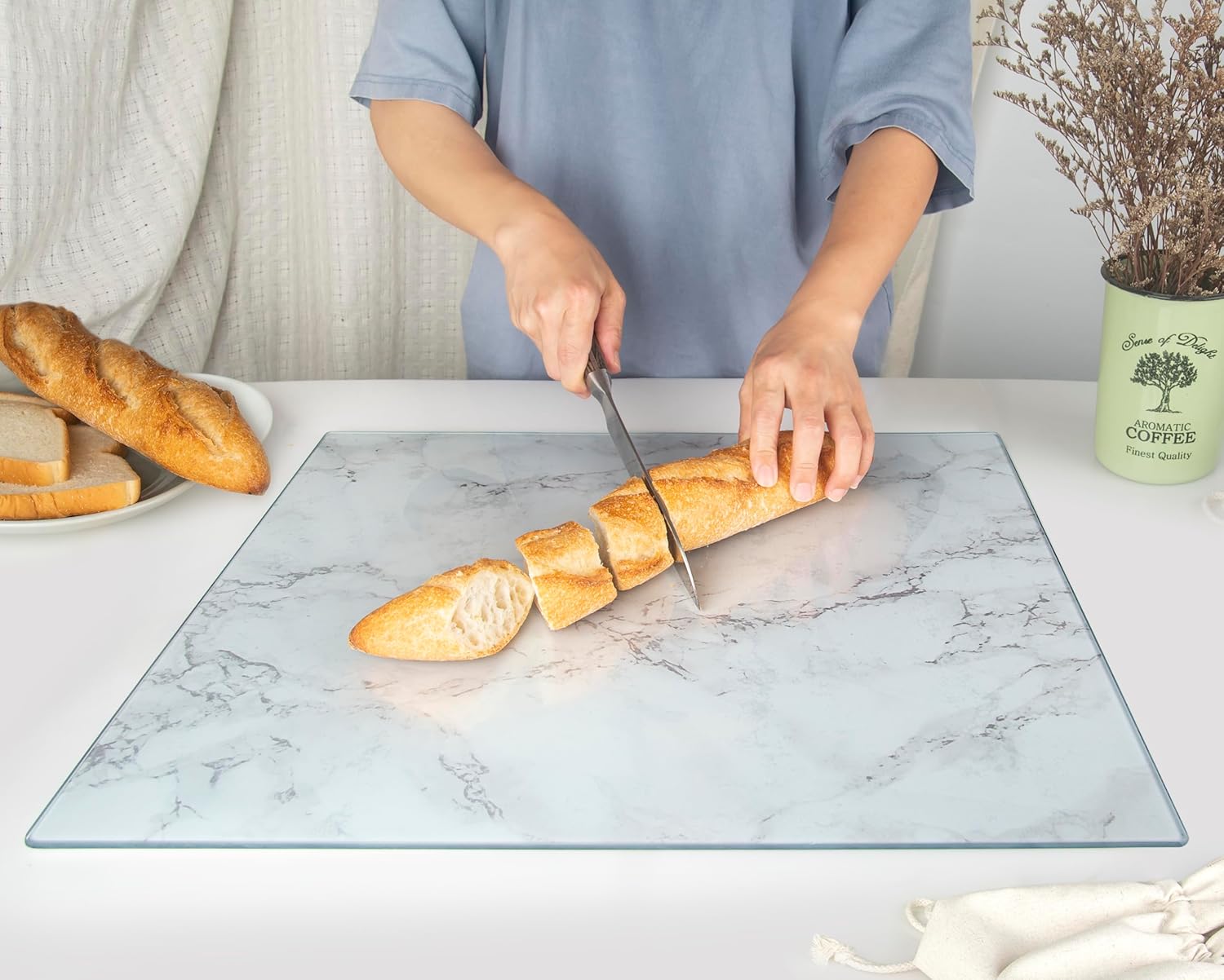 Thumbnail 2 de Kitchenville Glass Chopping Board 50x40cm (Grey Marble) tempered glass worktop saver