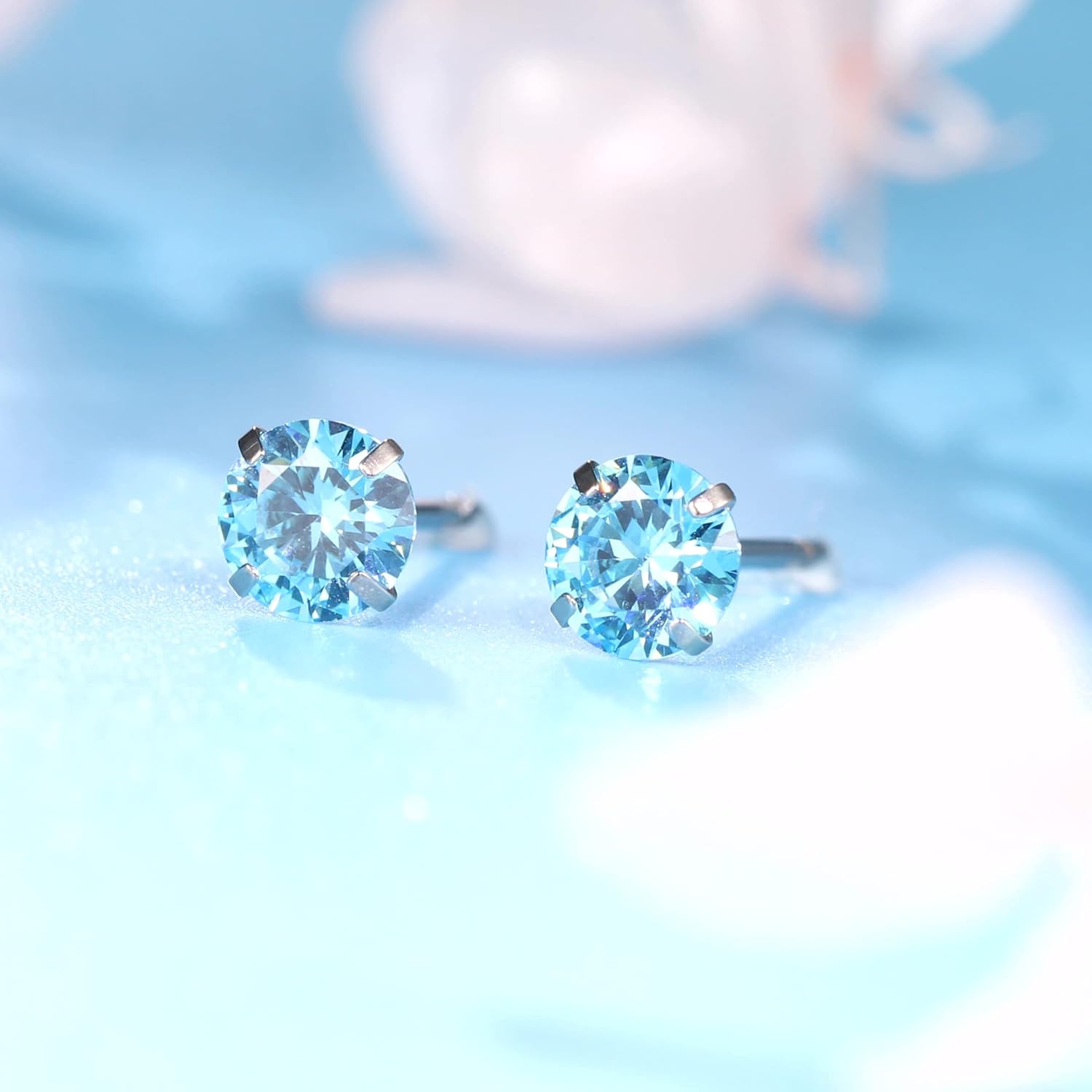 Detalle de Limerencia Titan Ohrstecker – hypoallergen, 5 mm CZ, G23 Titan, 20G, für Damen & Herren