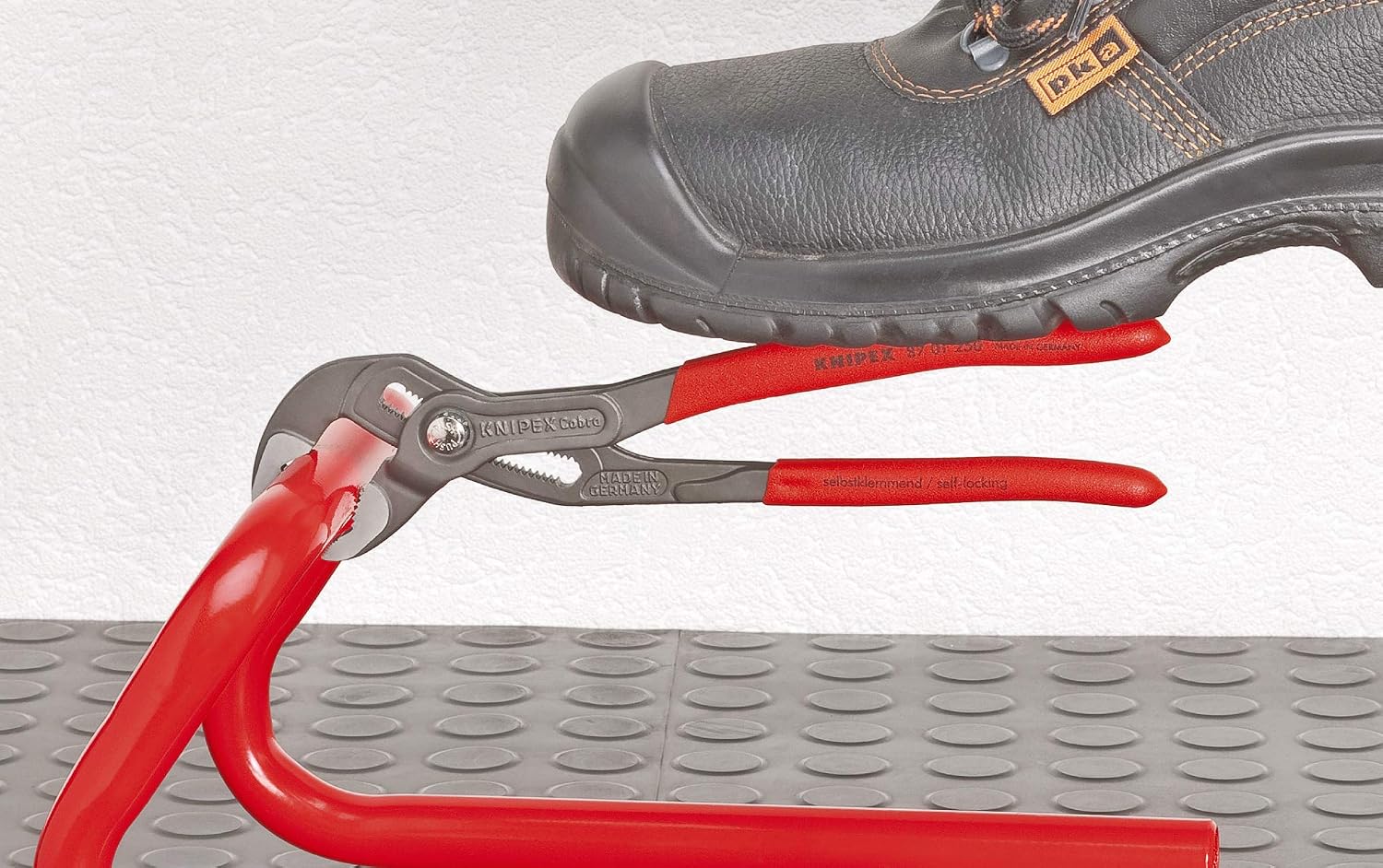 Detalle 2 de KNIPEX コブラ 8702-180SB ウォーターポンププライヤー 18段階調整・全長180mm