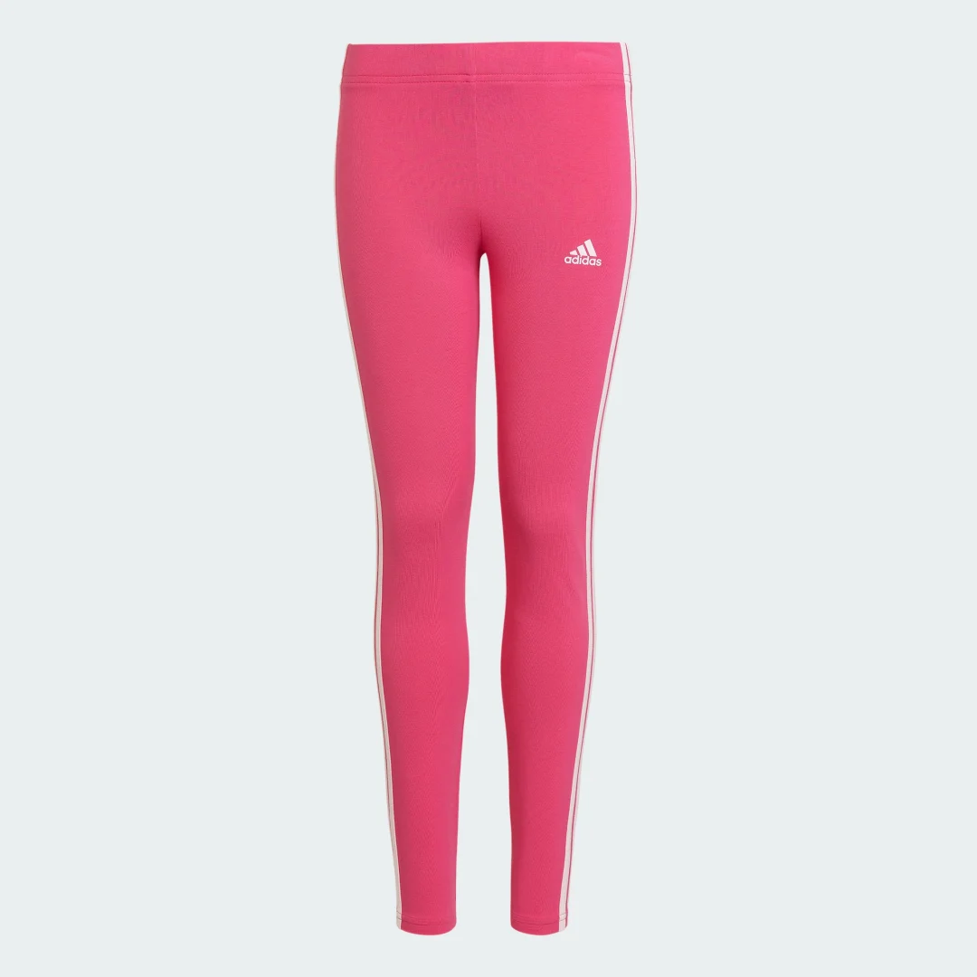 Detalle de Mallas Adidas Essentials 3 bandas en rosa — comodidad diaria con sello Adidas
