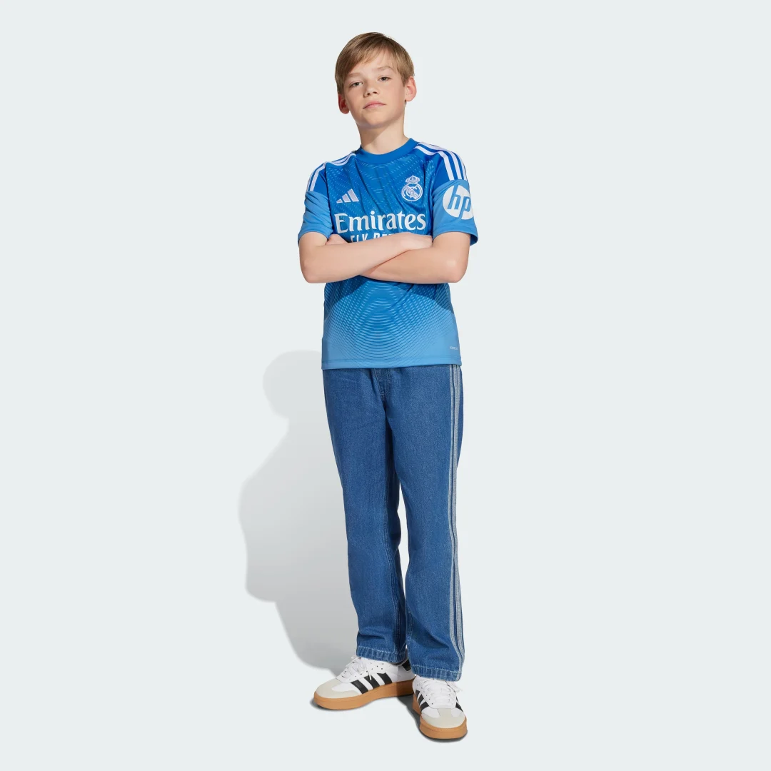 Detalle de Camiseta de portero Real Madrid 25/26 primera equipación – Adidas