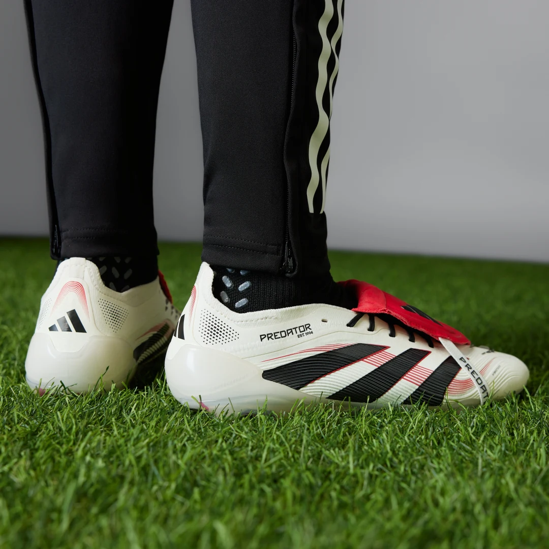 Thumbnail 1 de Adidas Predator Elite Fold-Over Tongue: bota de césped natural seco en color blanco